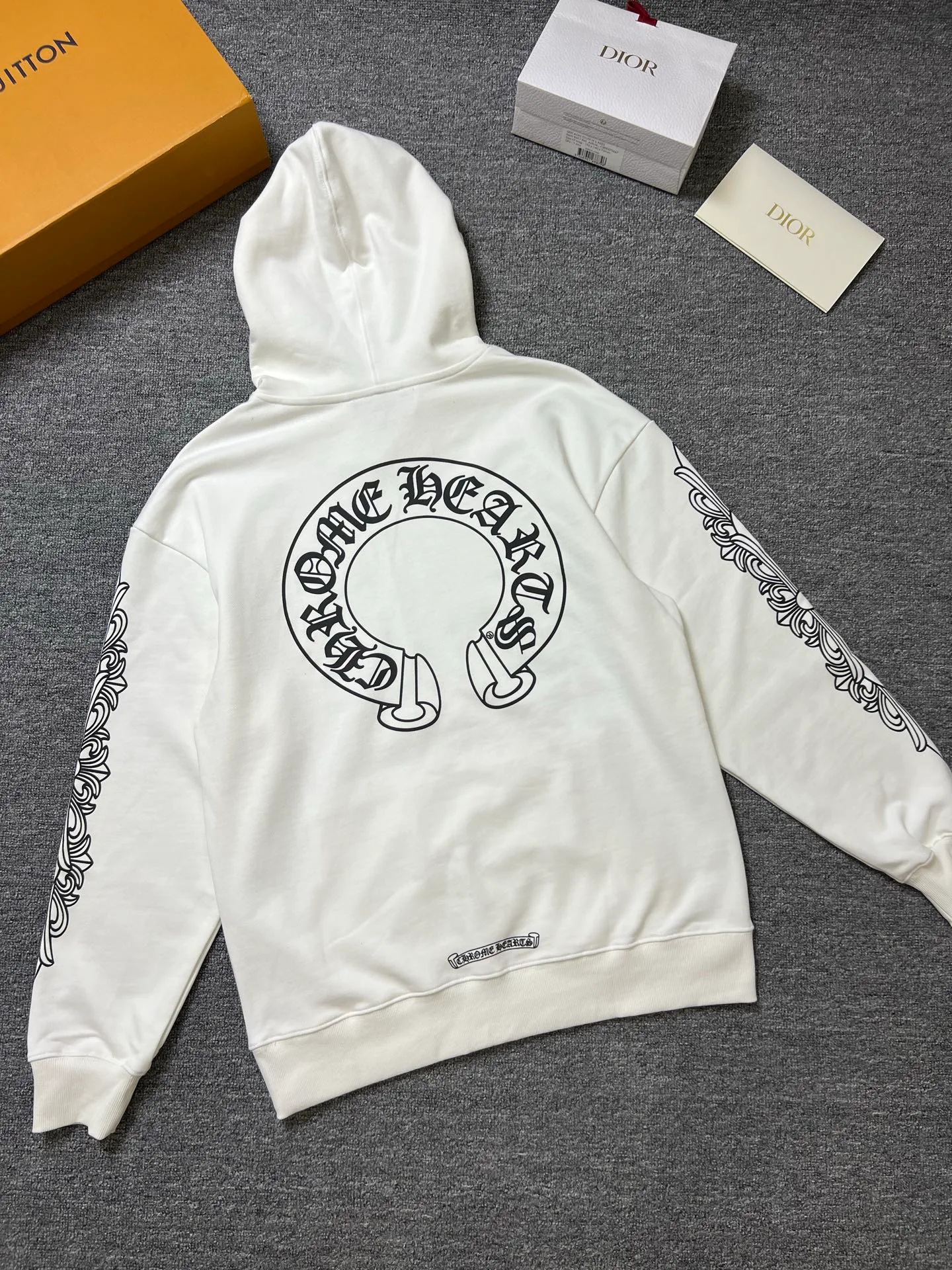 Men's Sweatshirts And Hoodies CHROME HEARTS 17931926