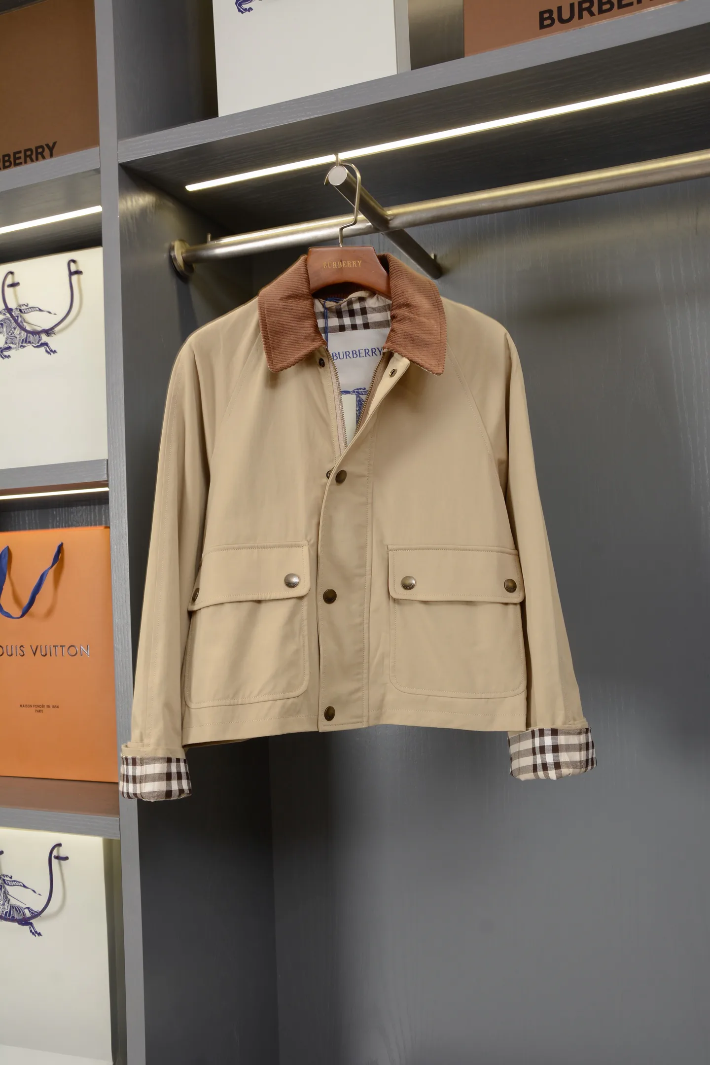 Women's Trench Coats BURBERRY 17906713