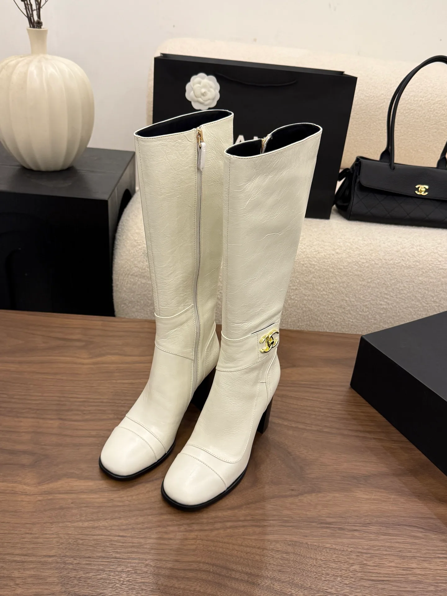 Women's Boots CHANEL 18223485