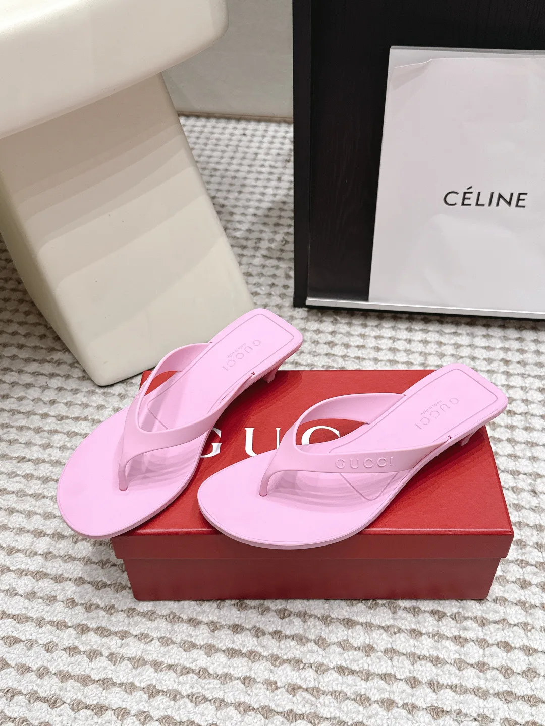 Women's Flip-Flops GUCCI 17657676