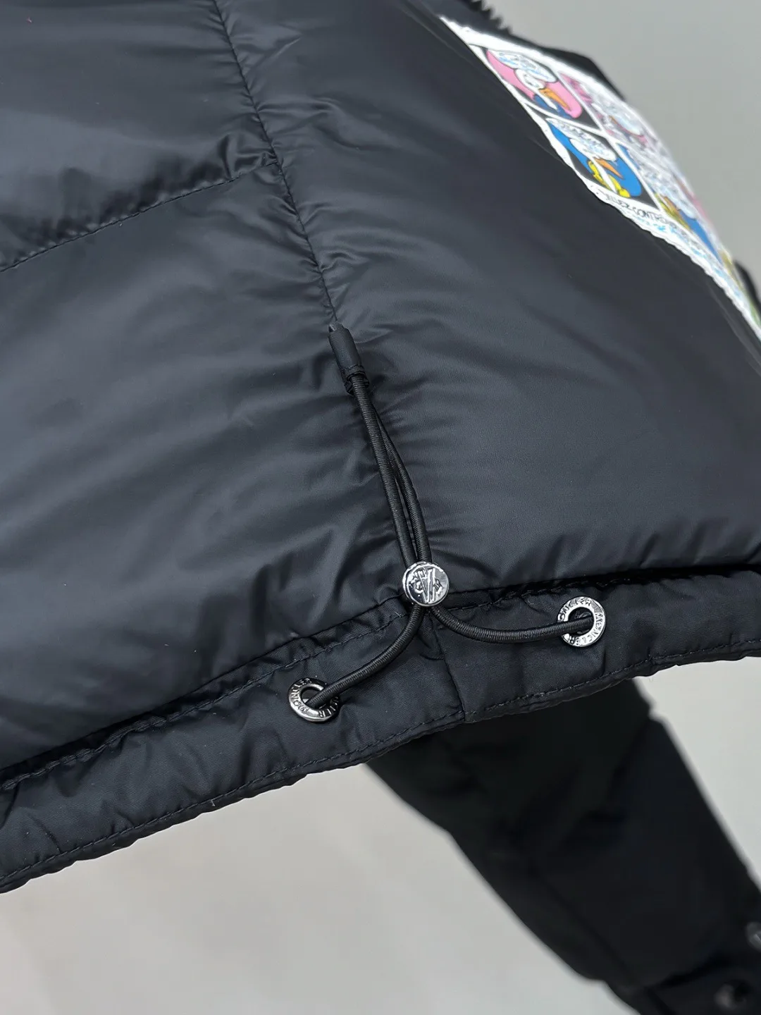 Куртки И Пуховики Мужские Moncler 18596630