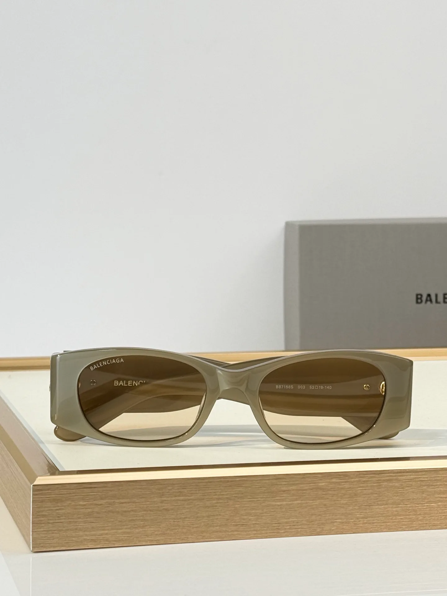 Glasses BALENCIAGA 18117826