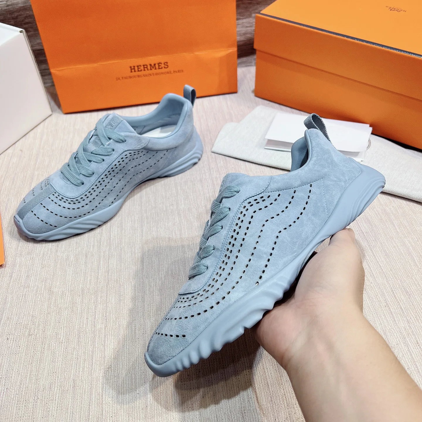 Men's Sneakers HERMES 17749565