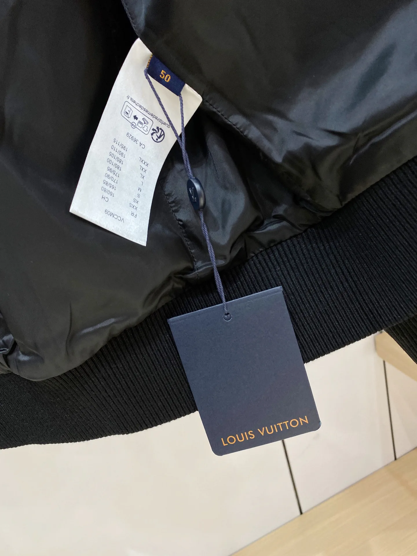 Women's Jackets And Down Jackets LOUIS VUITTON 18178226
