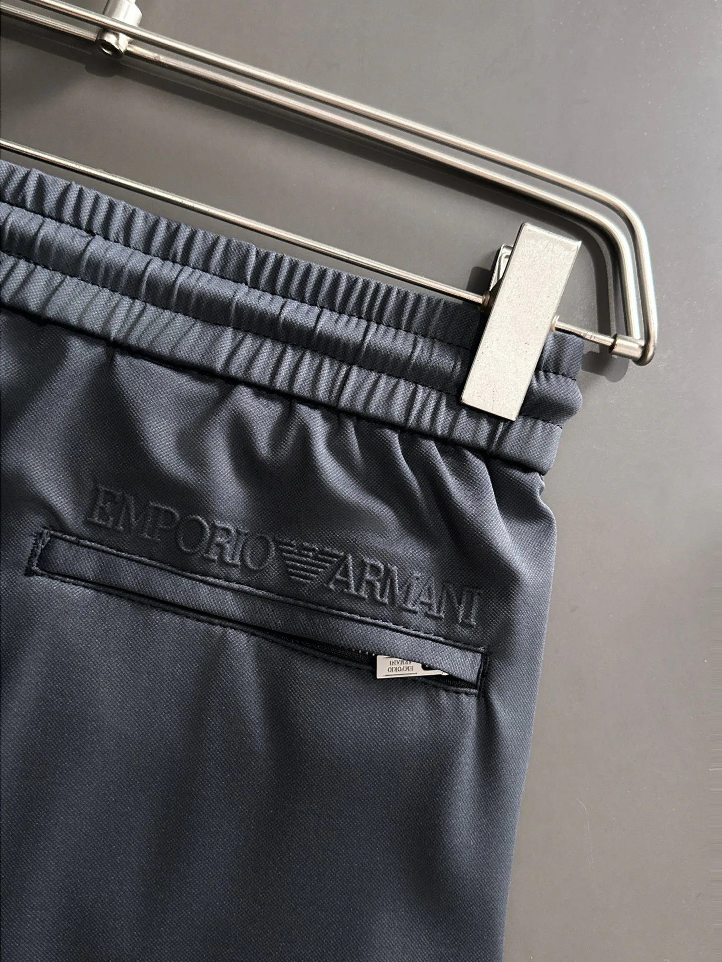 Men's Trousers ARMANI 18098051