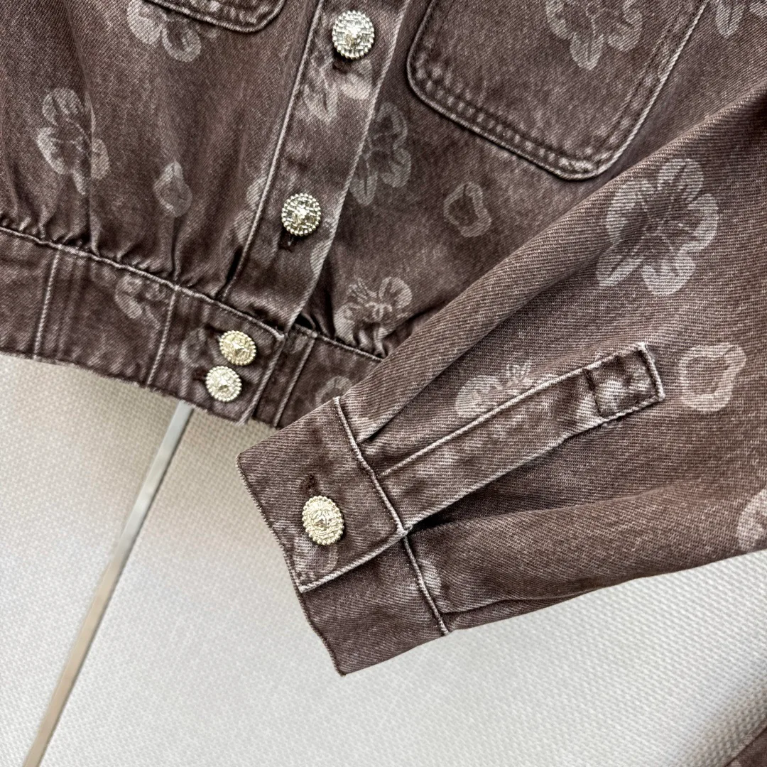 Women's Jackets And Down Jackets CHANEL 18327880