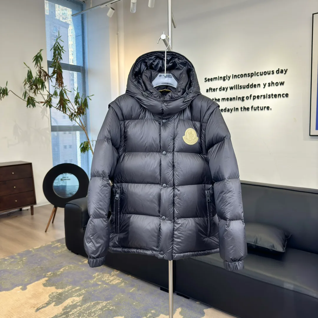 Куртки И Пуховики Мужские Moncler 18684494