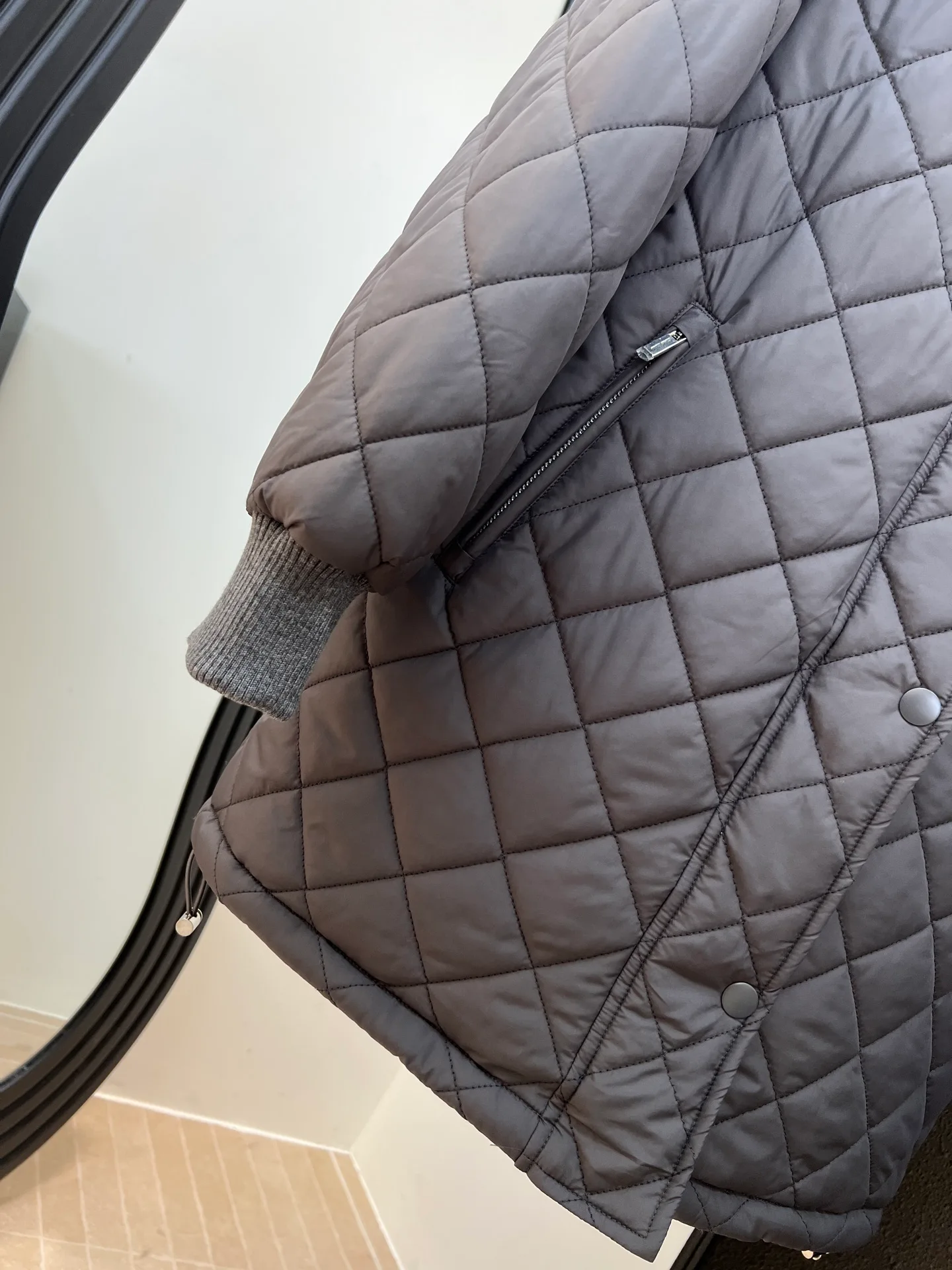 Women's Jackets And Down Jackets MIU MIU 18149755