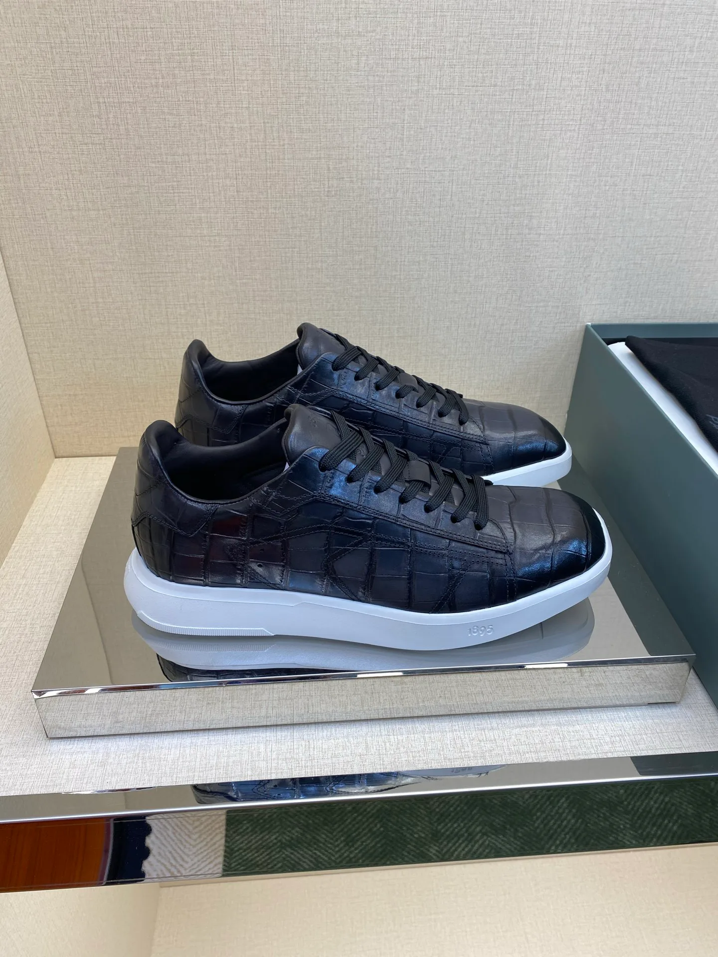 Men's Sneakers BERLUTI 18211889