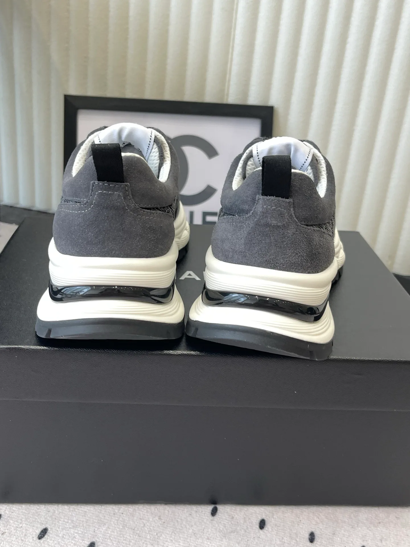 Women's Sneakers CHANEL 17769668