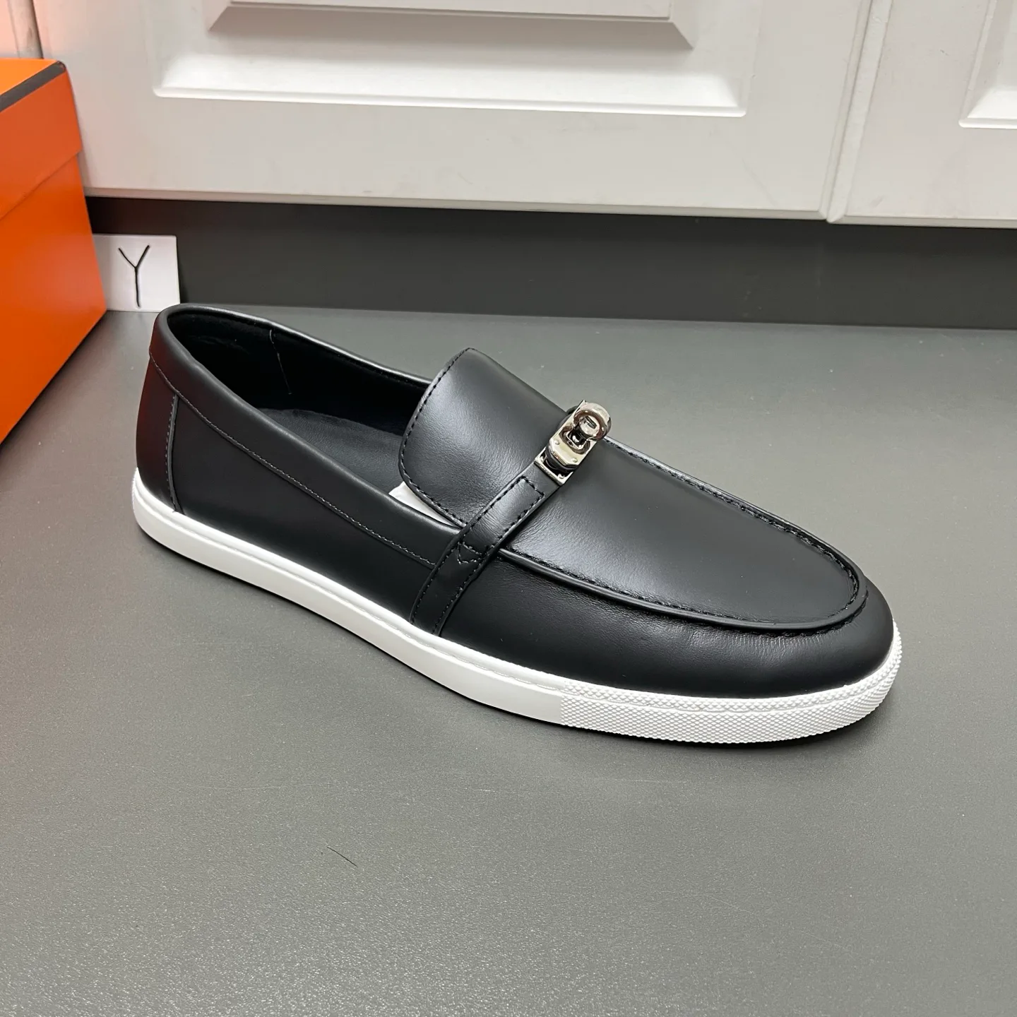 Men's Loafers And Dress Shoes HERMES 17457785