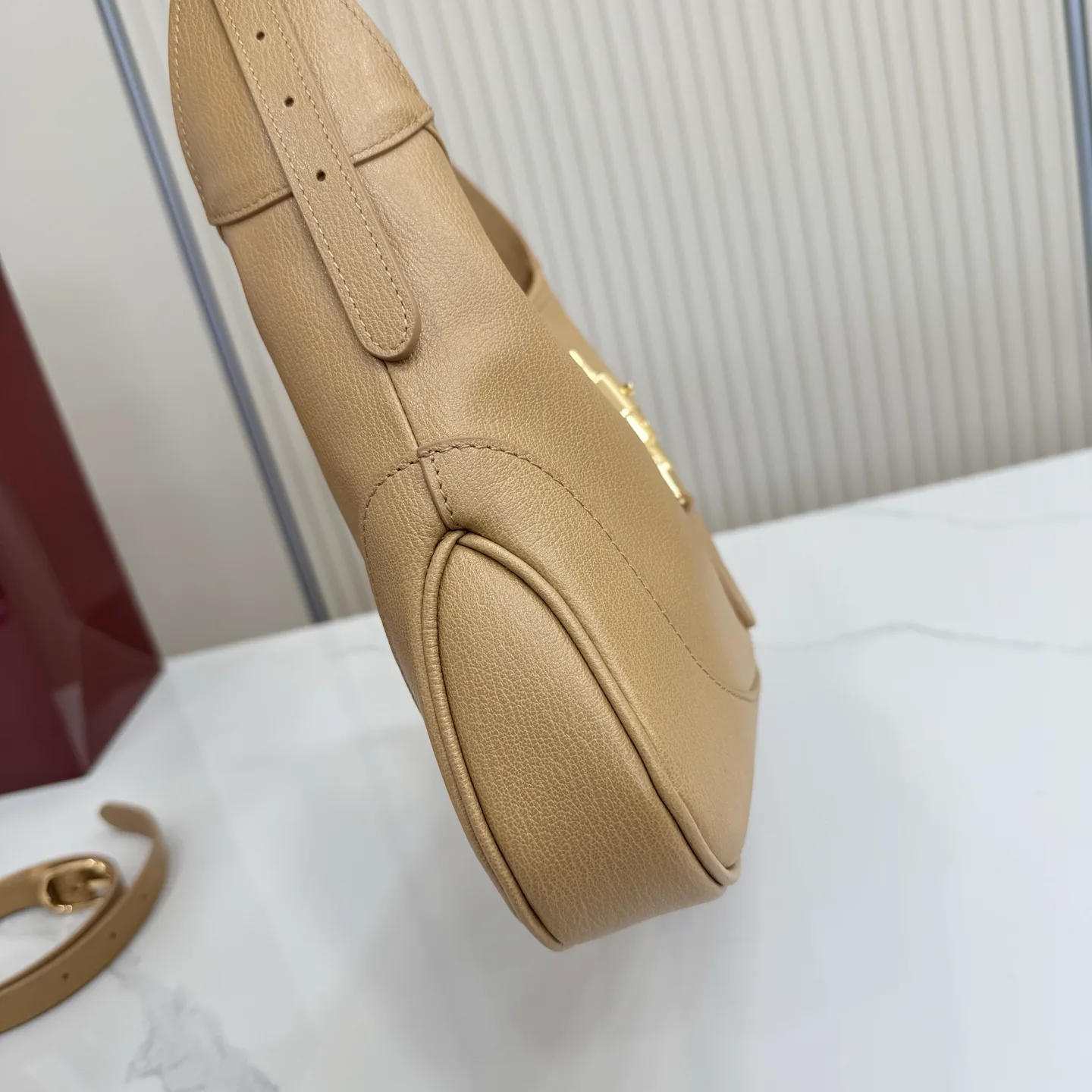 Women's Classic Handbags GUCCI 17243042