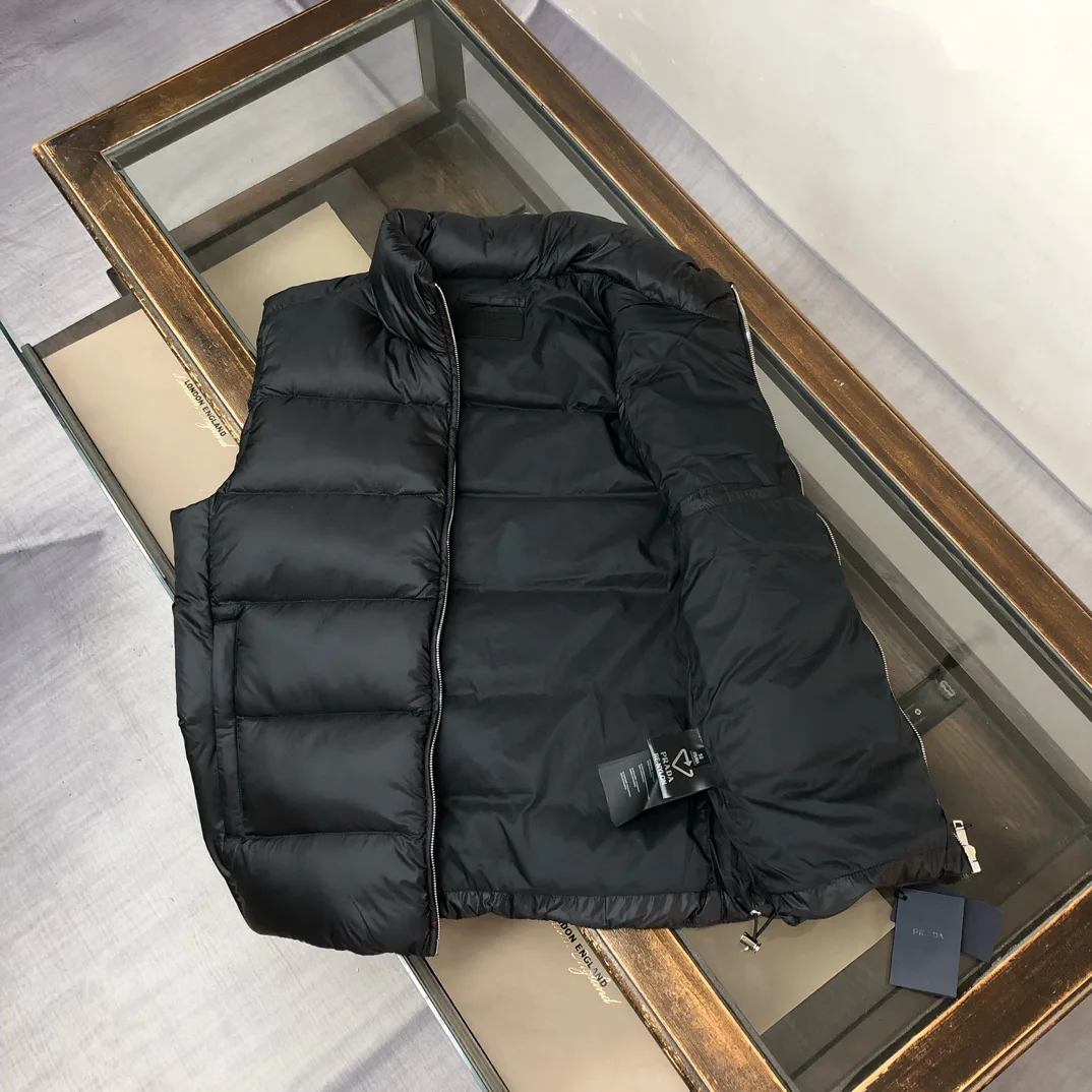 Men's Vests PRADA 18001999