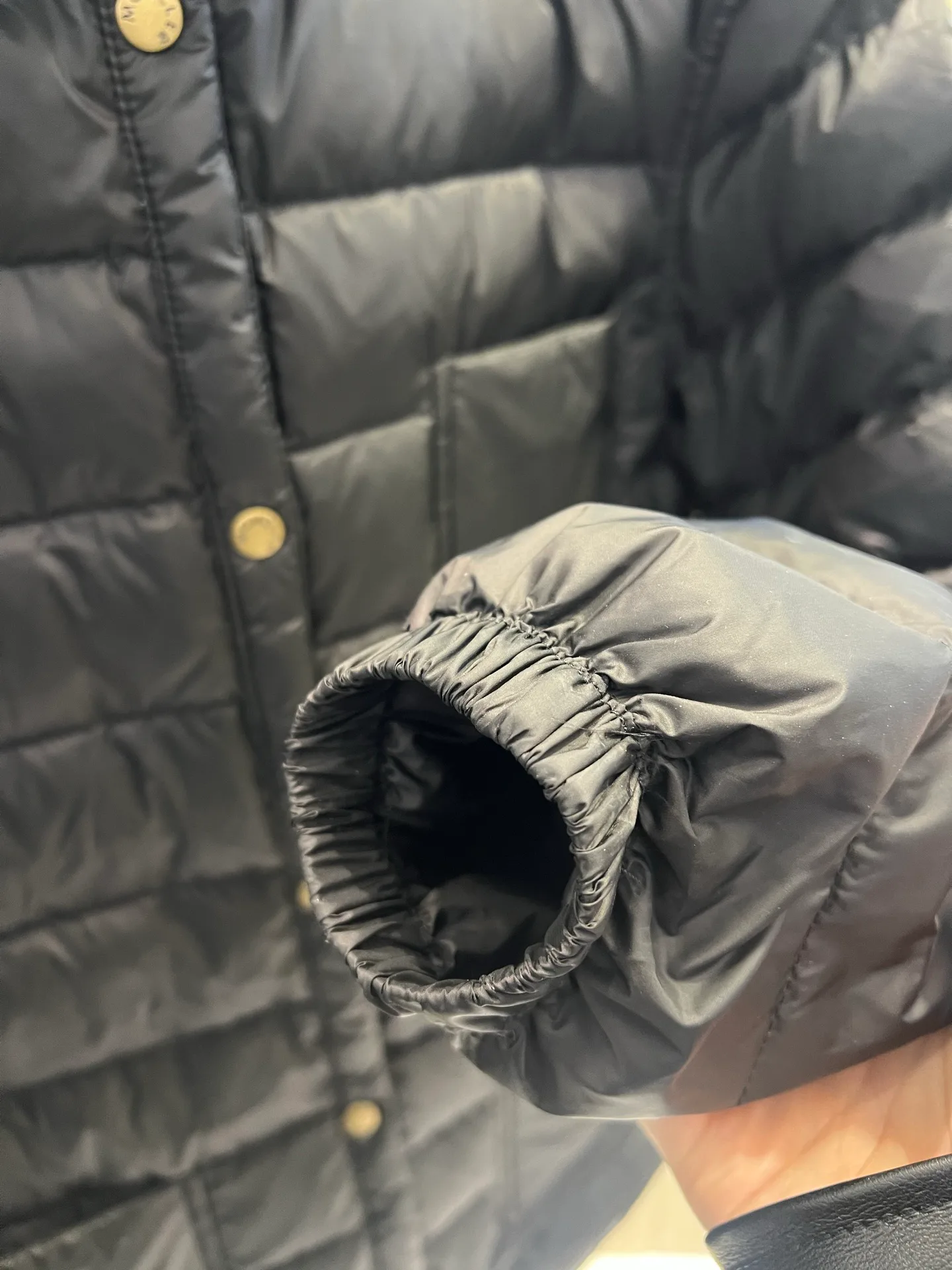 Men's Jackets And Down Jackets MONCLER 18231326