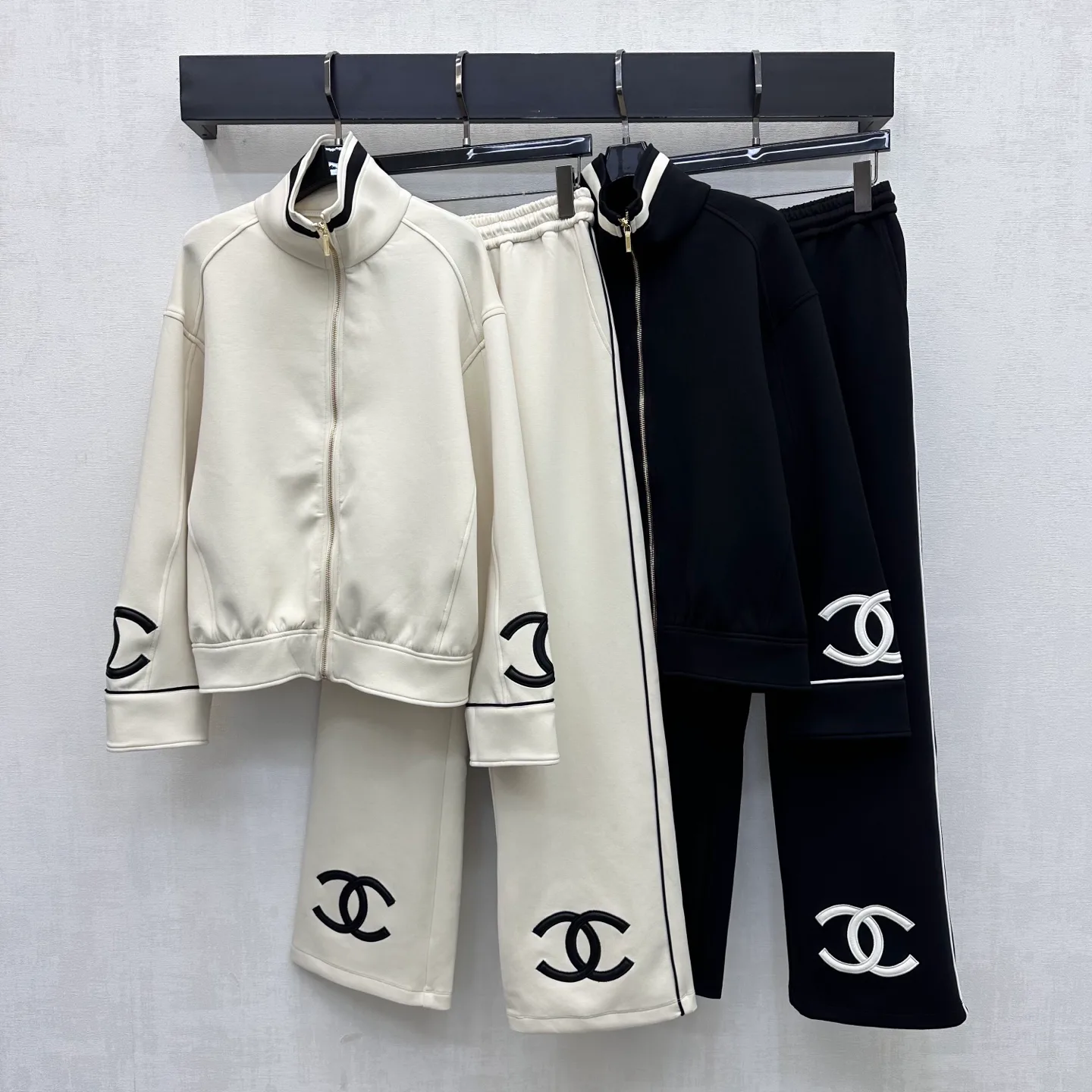 Women's Tracksuits CHANEL 18038558