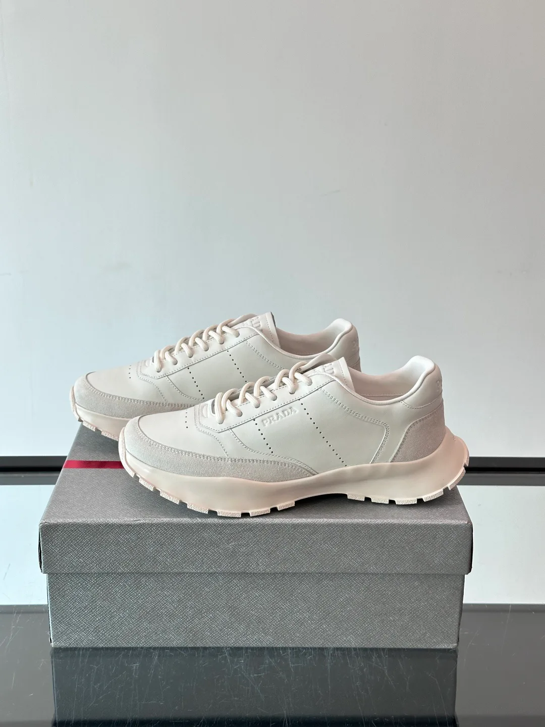 Men's Sneakers PRADA 18449494