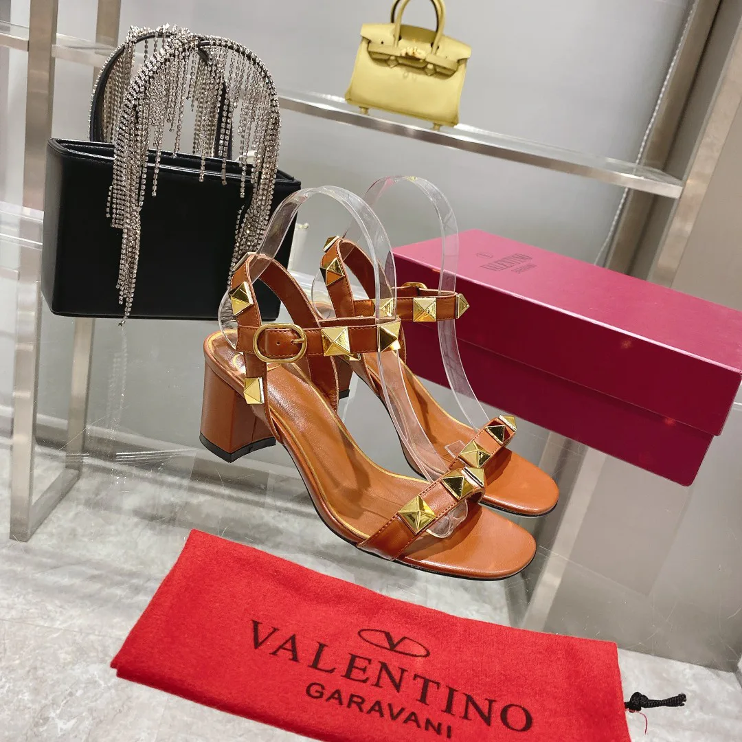 Women's Open-Toe Sandals VALENTINO 17956835
