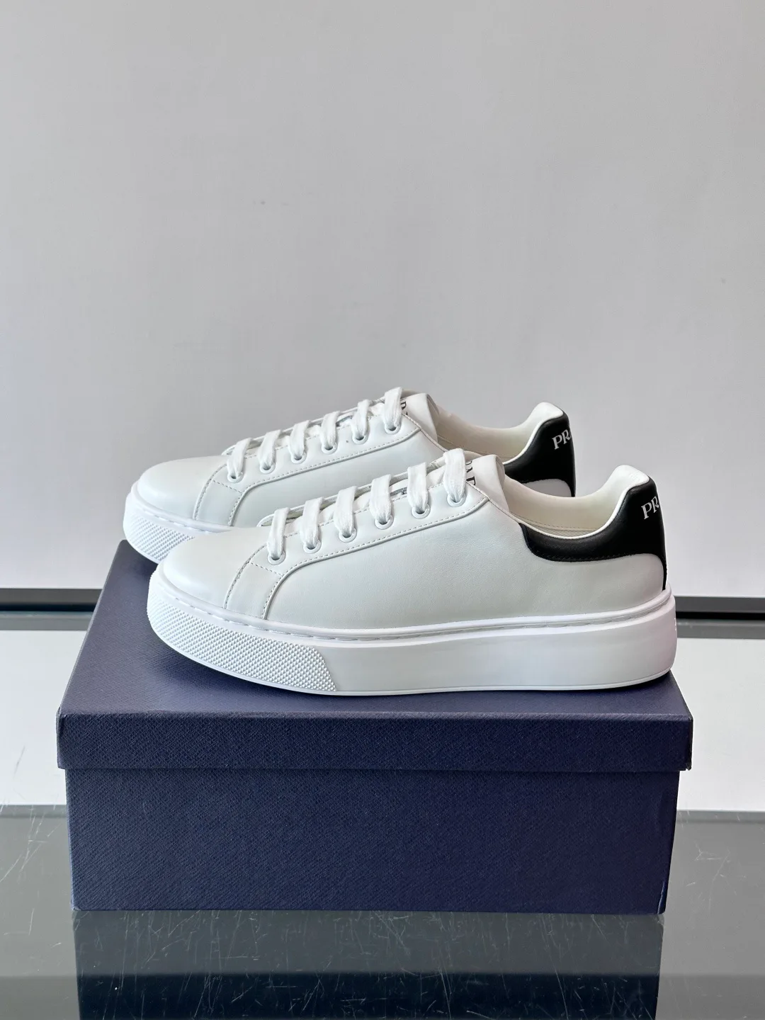 Men's Sneakers PRADA 17588528