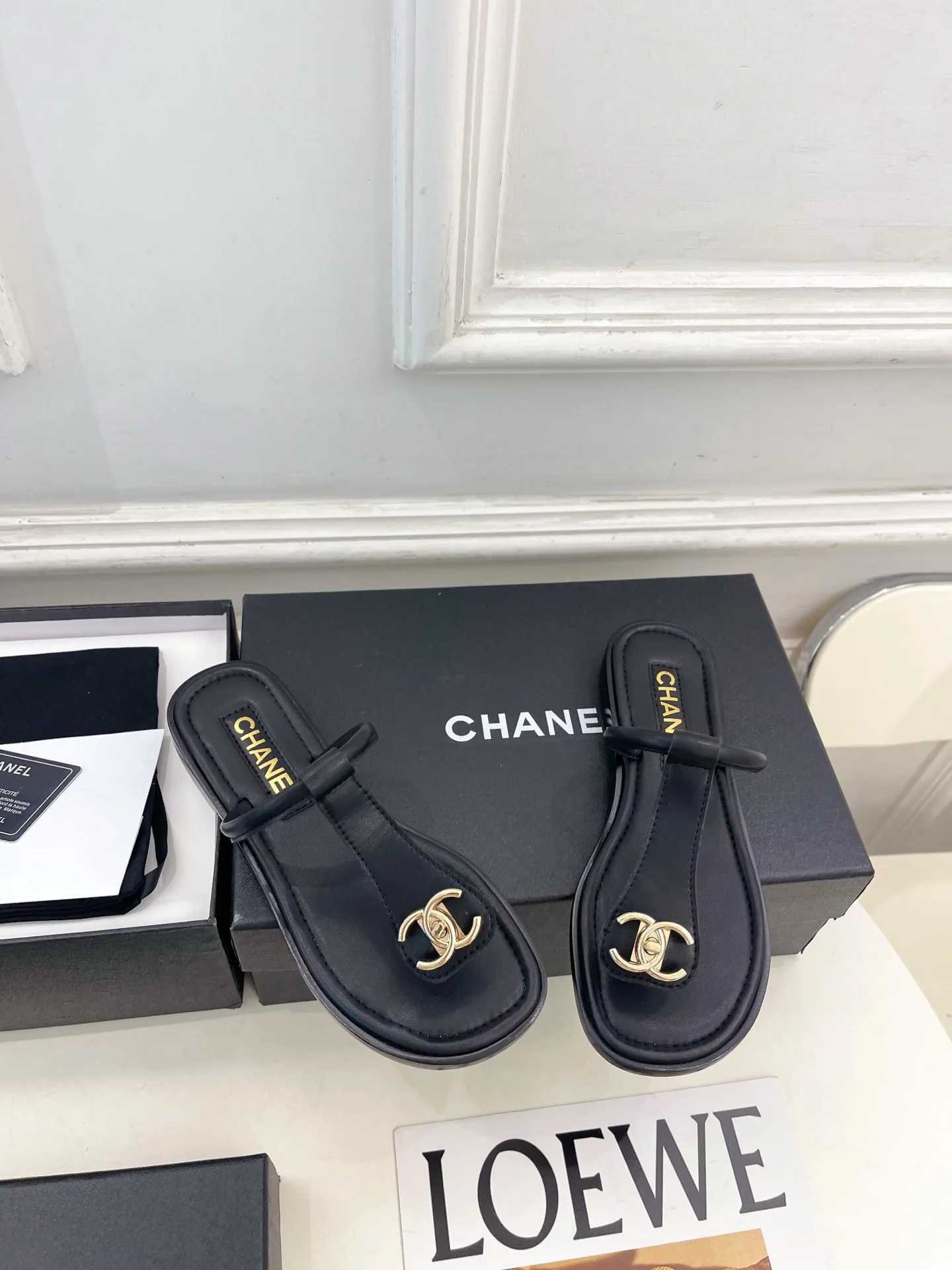 Women's Flip-Flops CHANEL 17506920