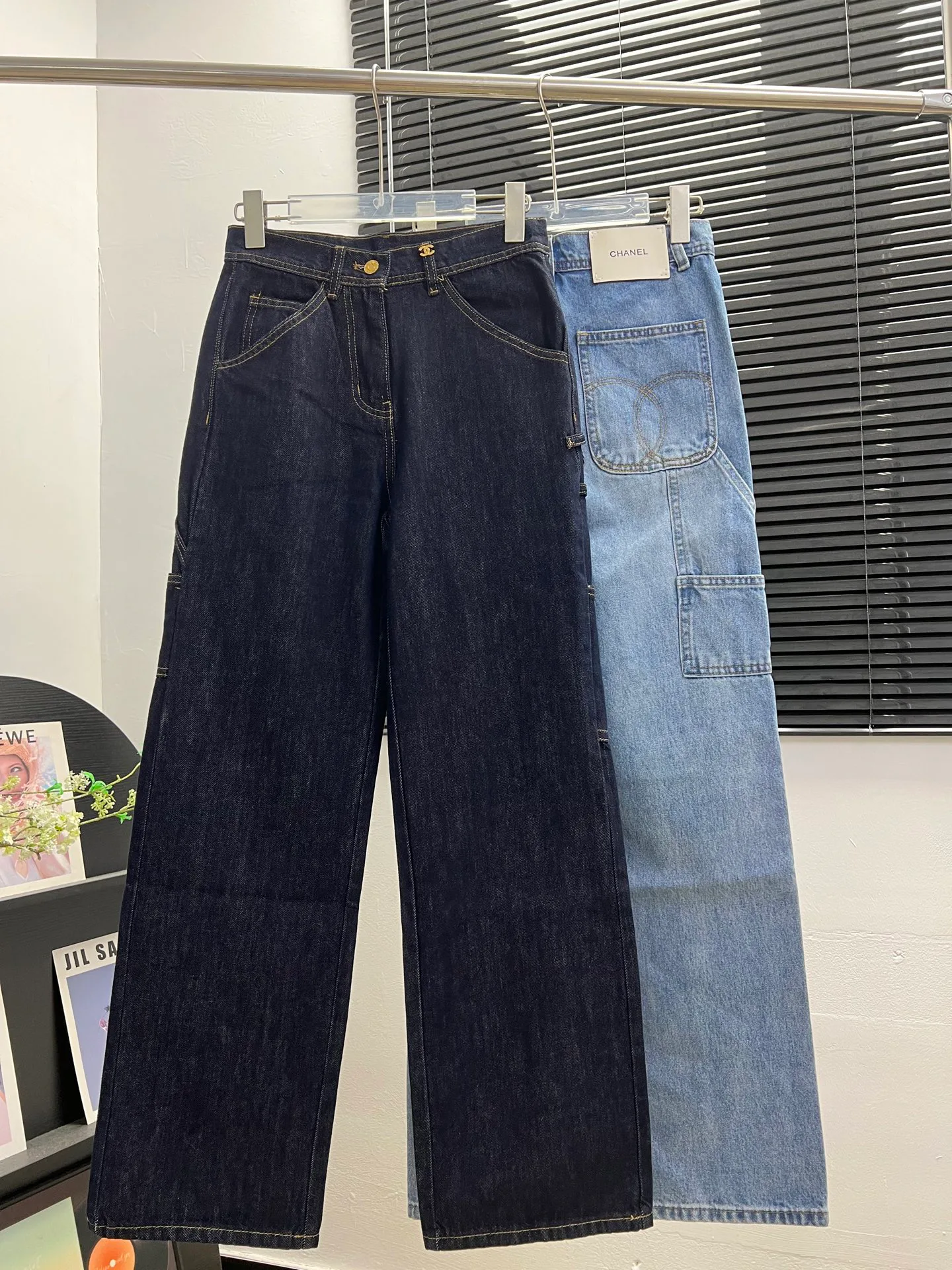 Women's Jeans CHANEL 18363364