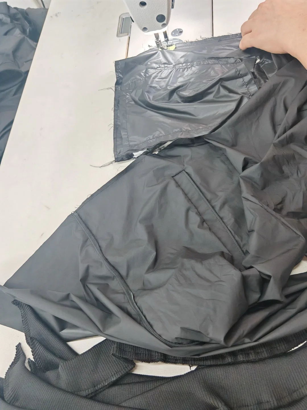 Men's Jackets And Down Jackets MONCLER 17468332