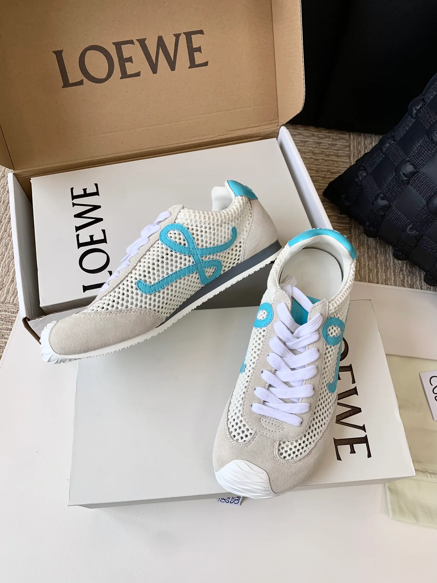 Women's Sneakers LOEWE 17539009