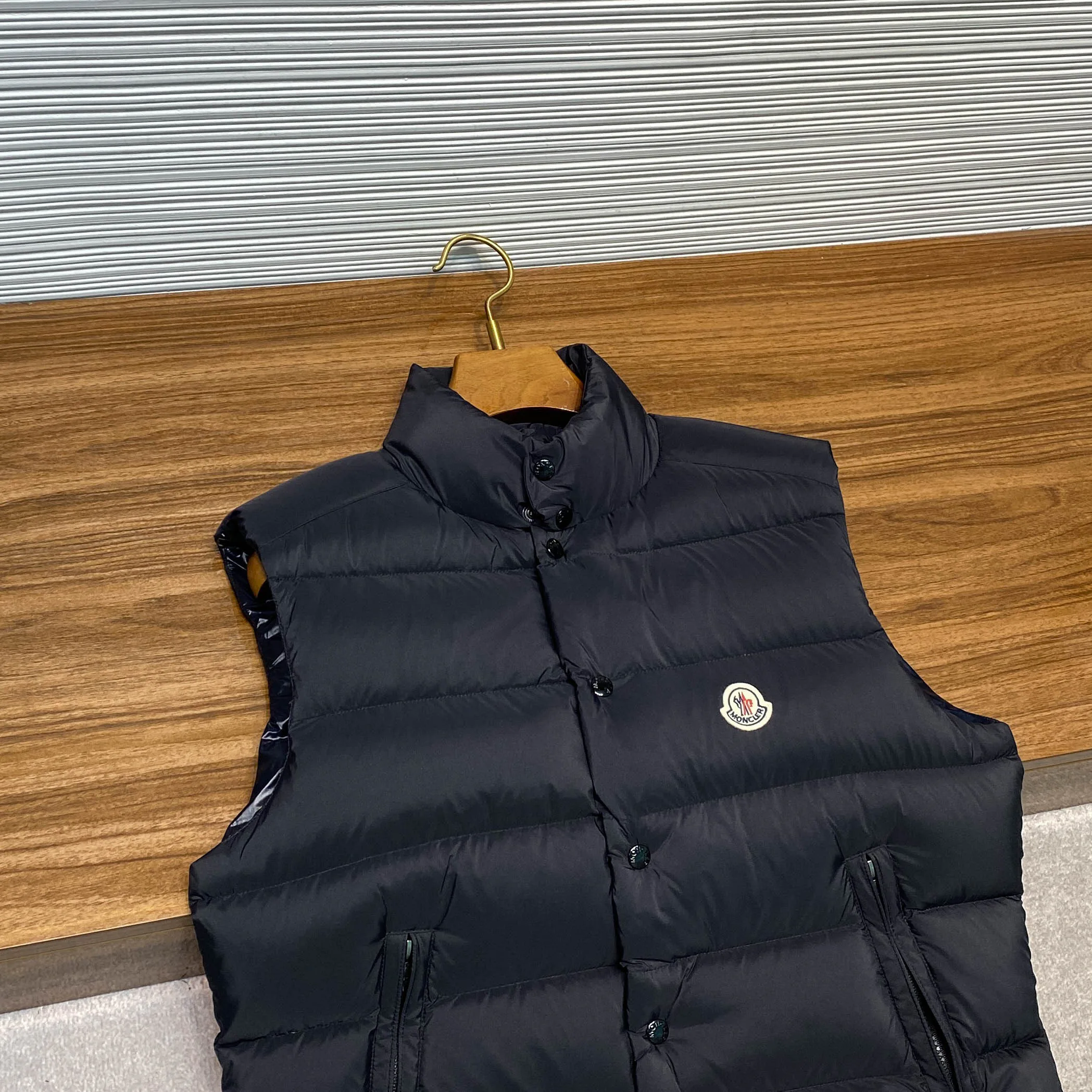 Жилеты Мужские Moncler 18596759