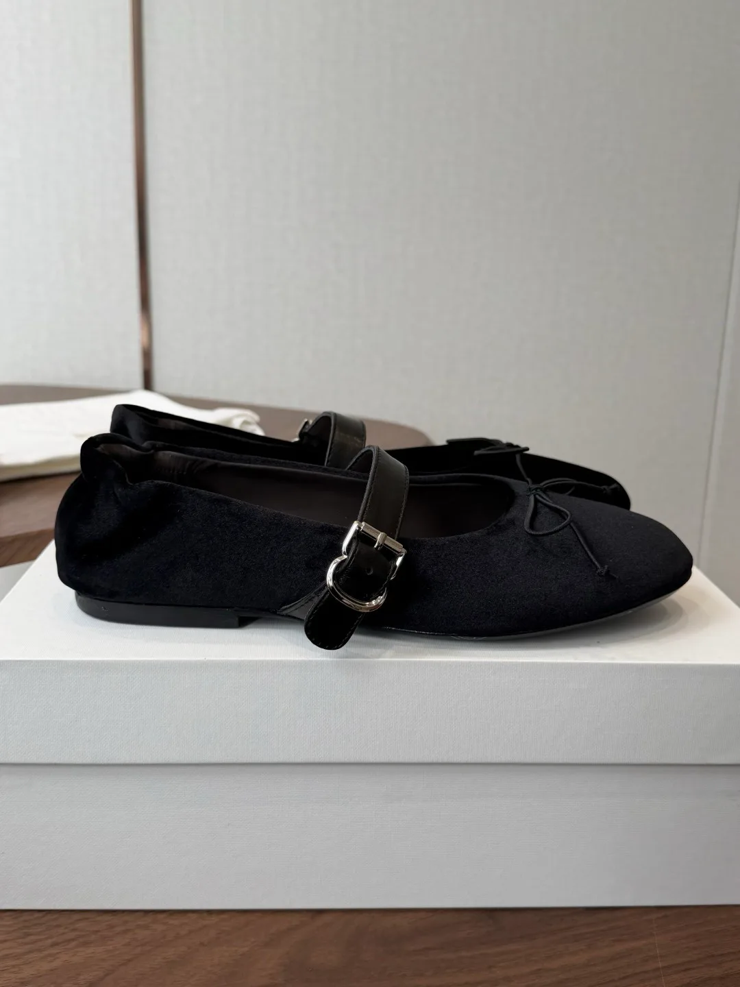 Women's Ballet Flats THE ROW 18092696