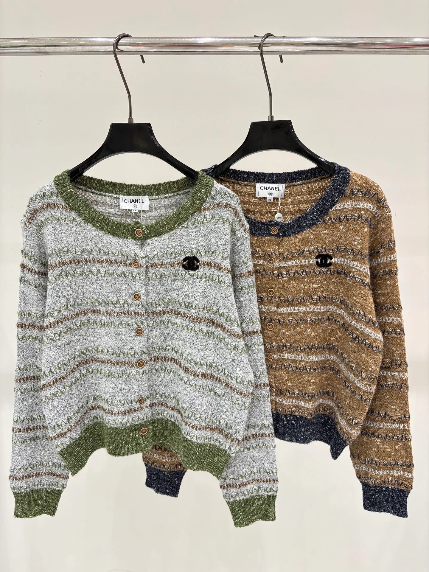 Women's Jumpers And Sweaters CHANEL 18029081
