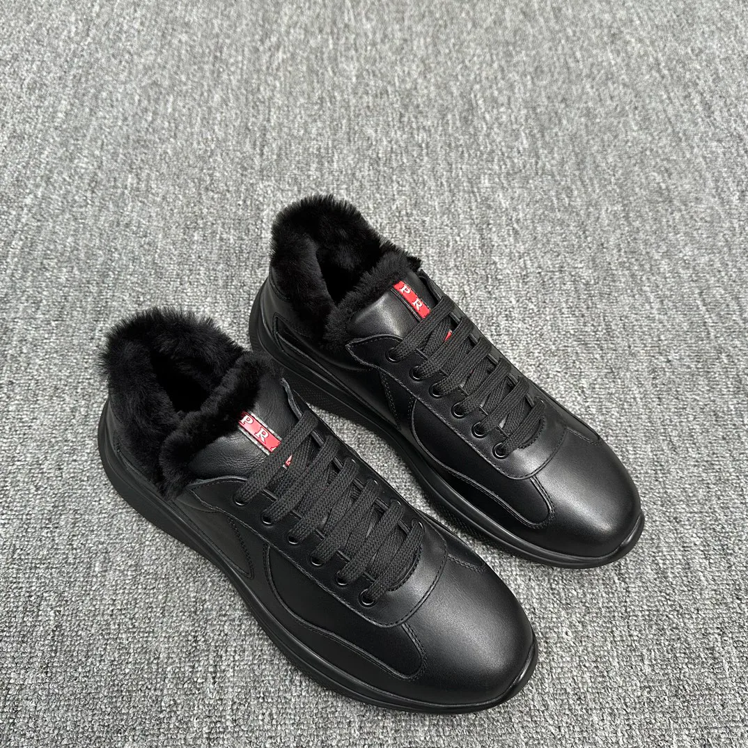Men's Sneakers PRADA 18075970