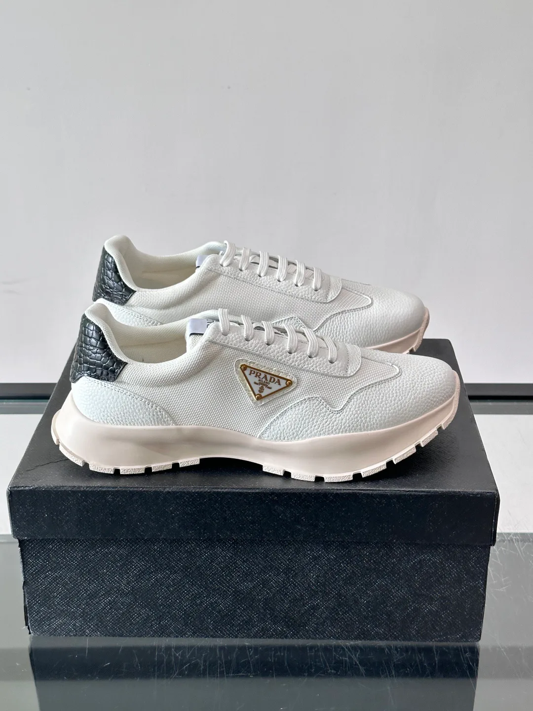 Men's Sneakers PRADA 17854217