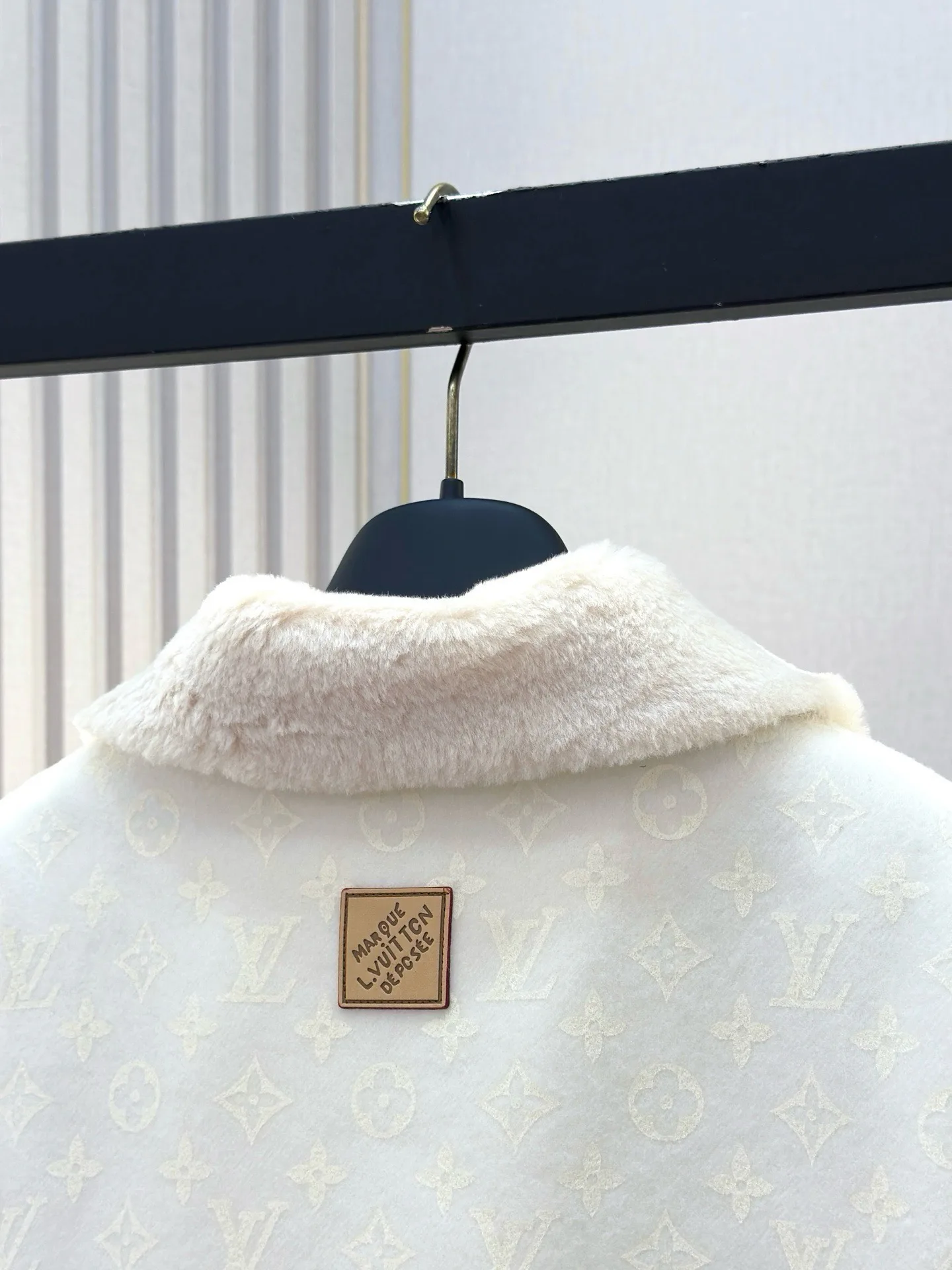 Куртки И Пуховики Мужские Louis Vuitton 18592653