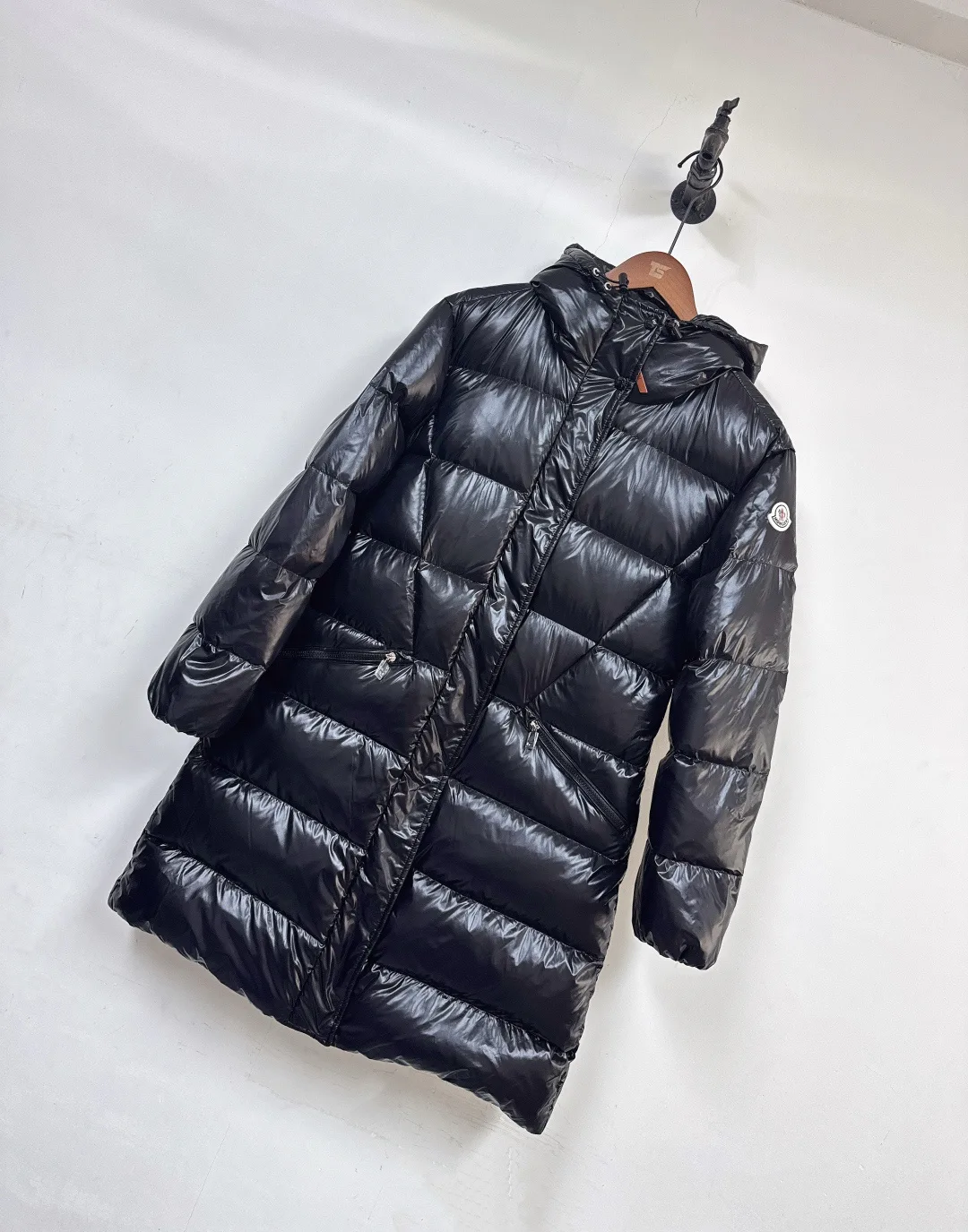 Women's Jackets And Down Jackets MONCLER 17810363