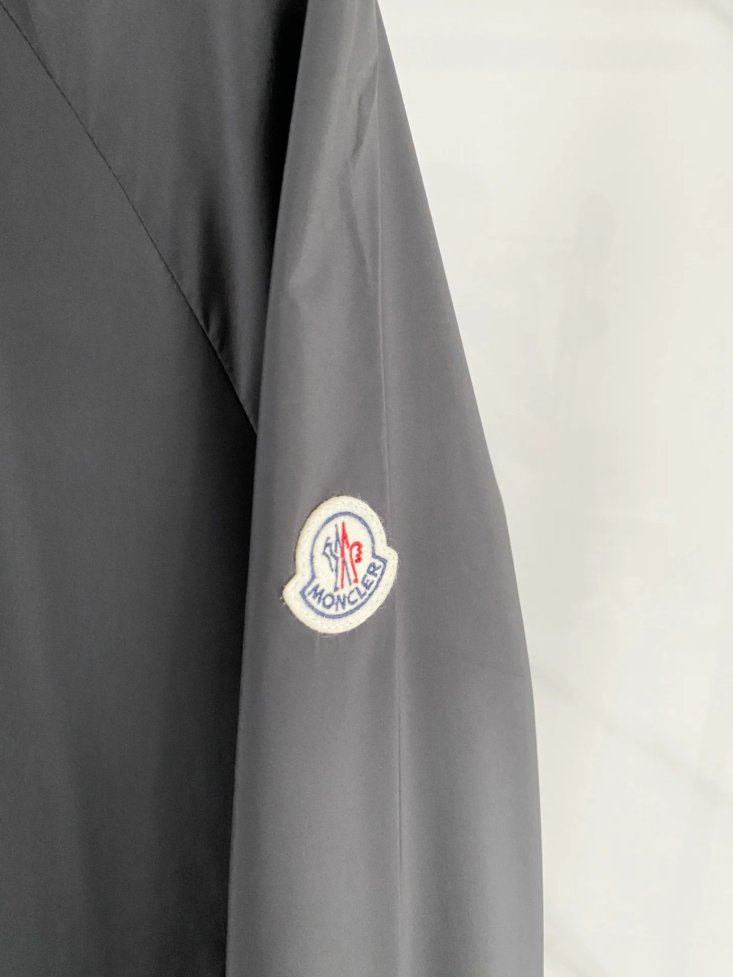 Men's Jackets And Down Jackets MONCLER 18140246