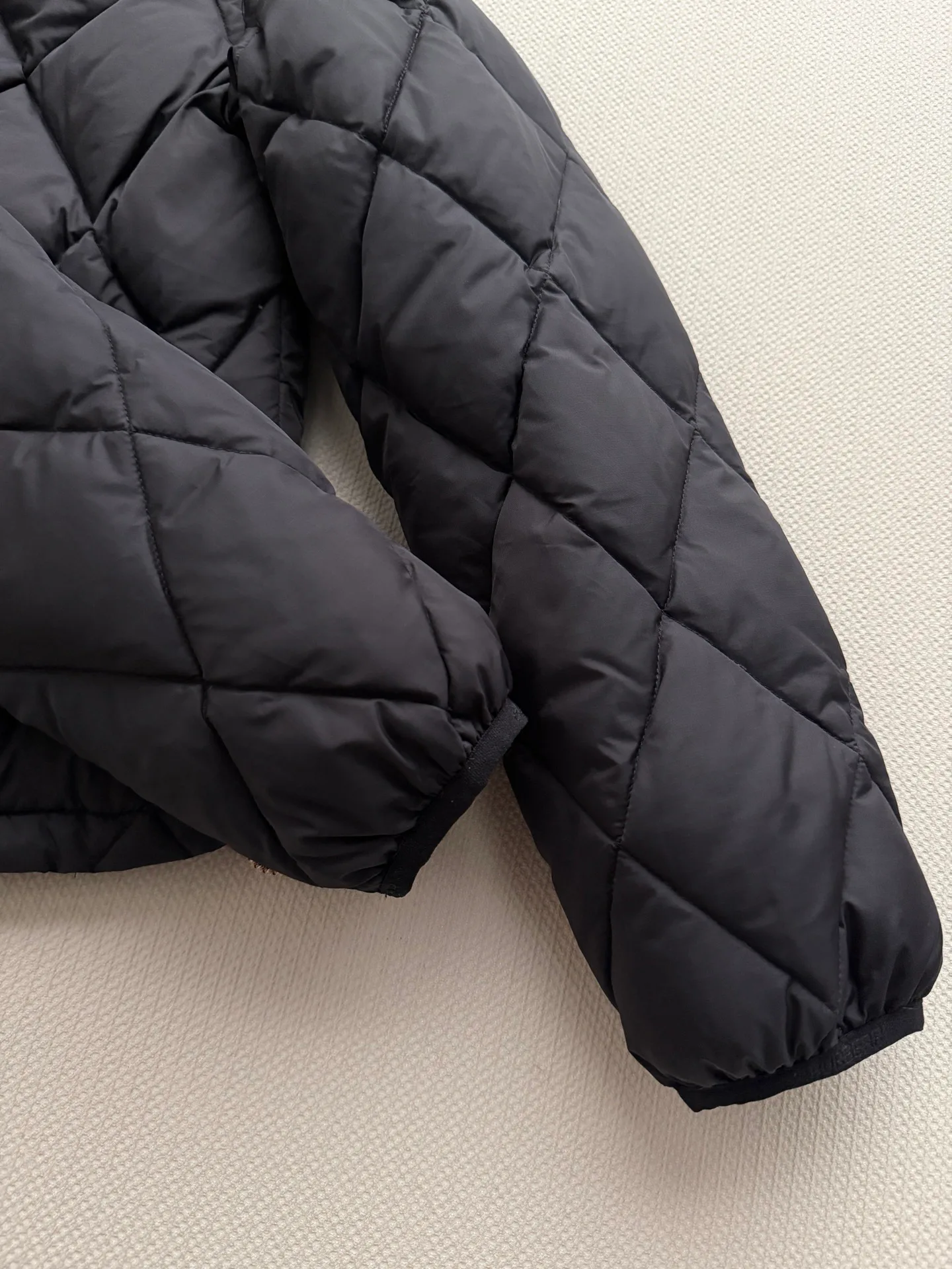 Women's Jackets And Down Jackets BURBERRY 18379640