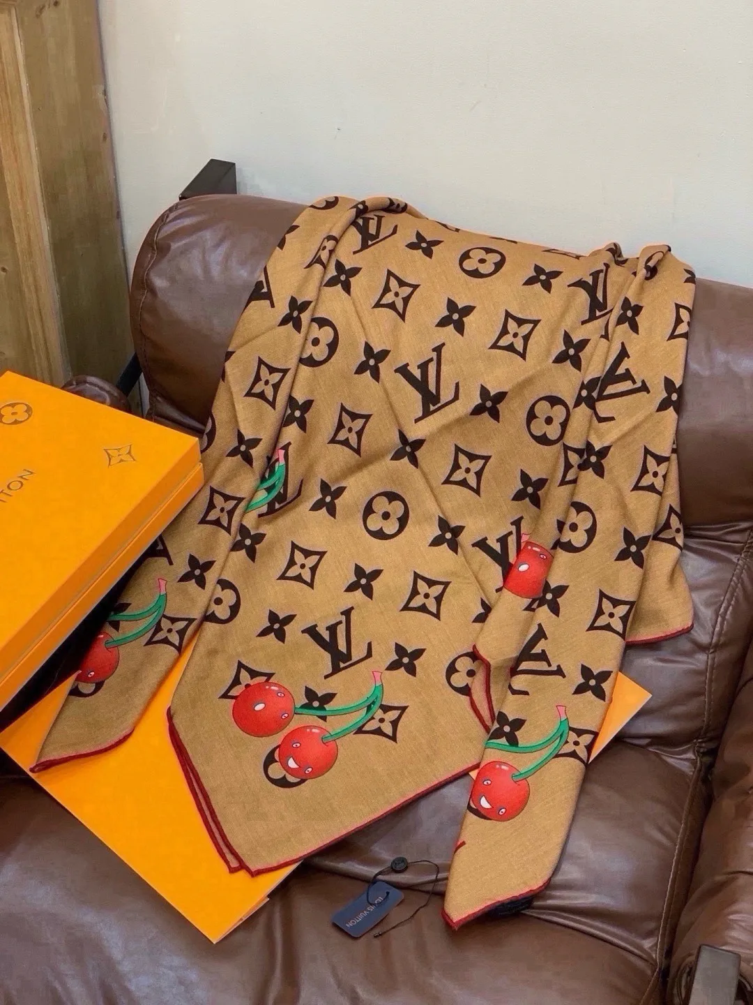 Scarves LOUIS VUITTON 17901368