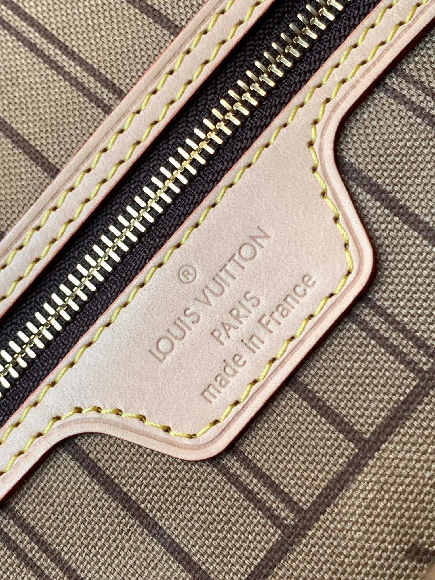 Women's Classic Handbags LOUIS VUITTON 18308893