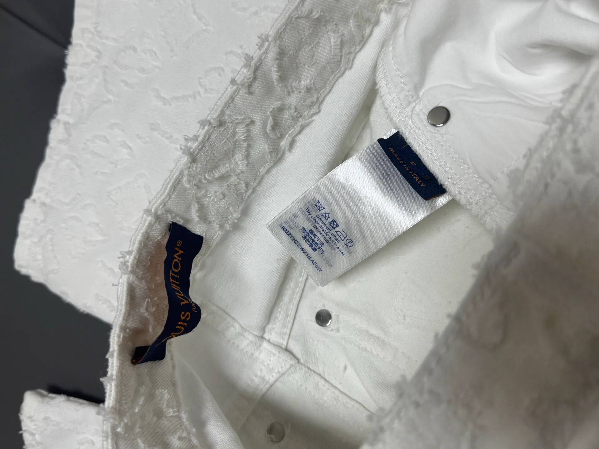 Джинсы Женские Louis Vuitton 18671336