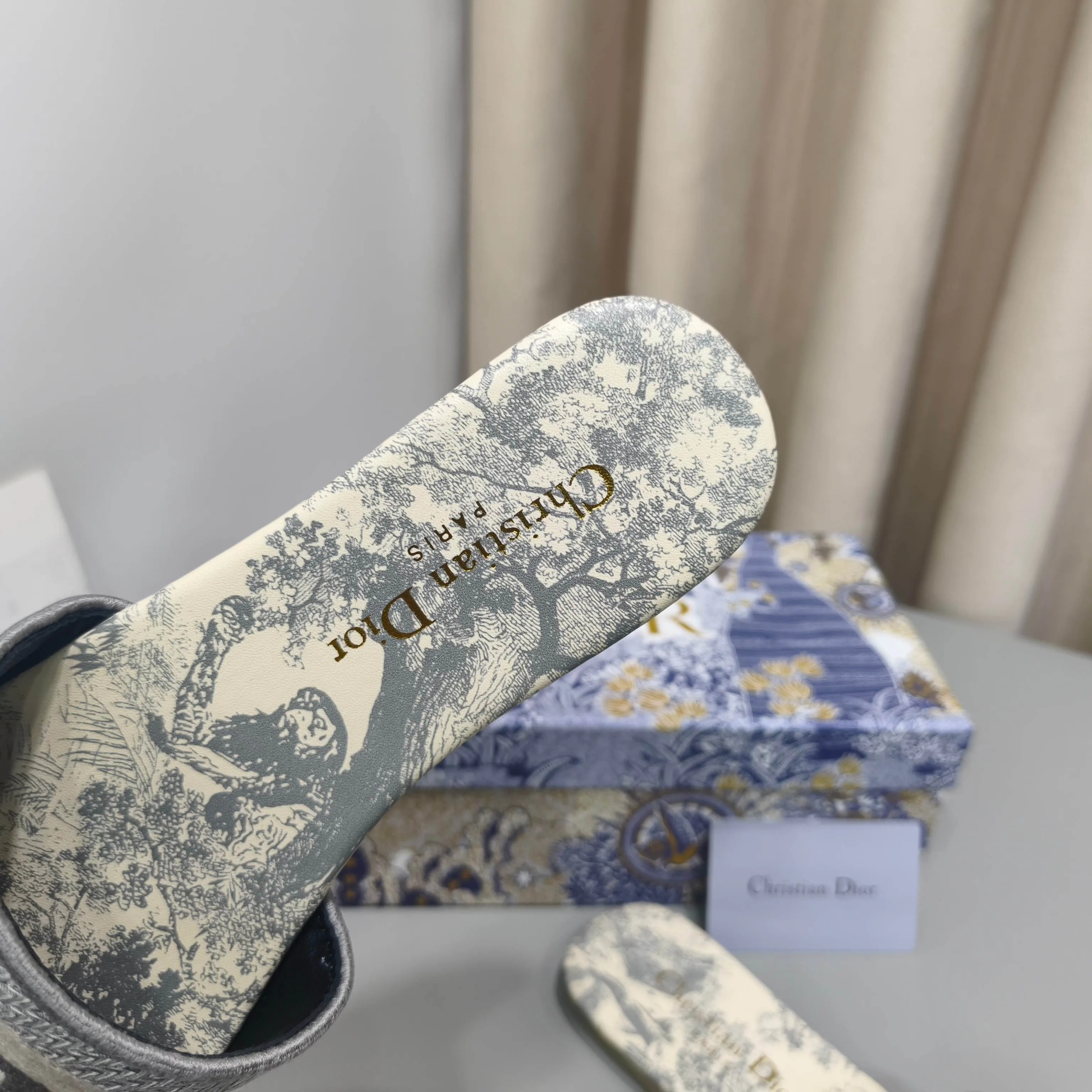 Women's Flip-Flops CHRISTIAN DIOR 17988837