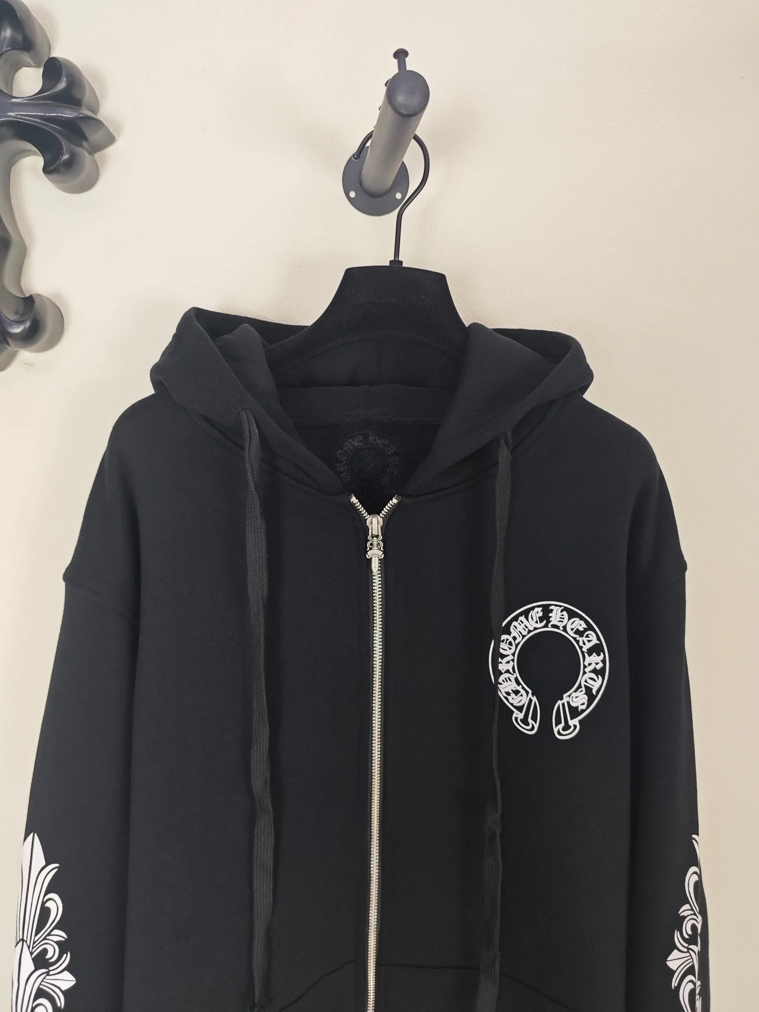 Men's Sweatshirts And Hoodies CHROME HEARTS 18483233