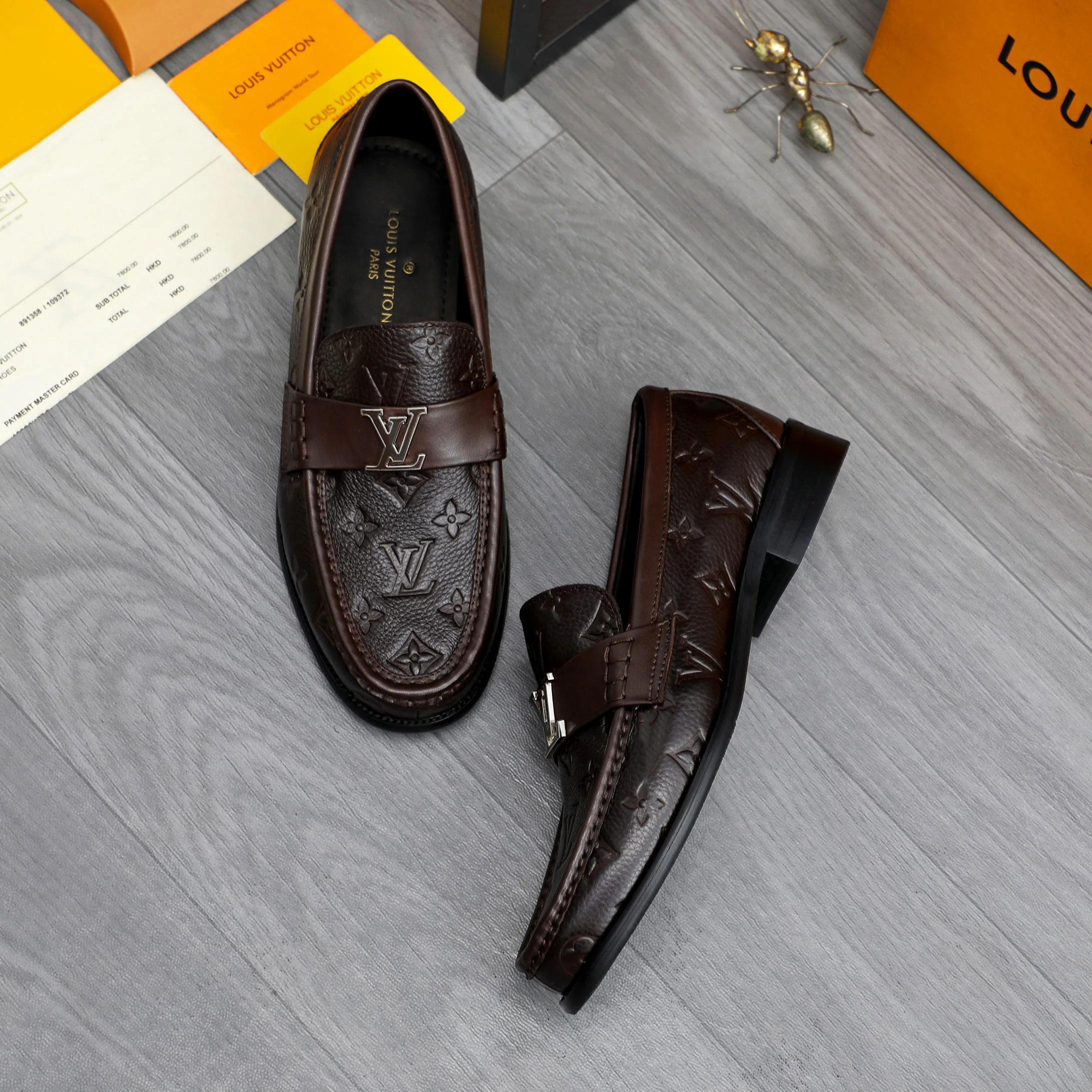 Men's Loafers And Dress Shoes LOUIS VUITTON 17812316