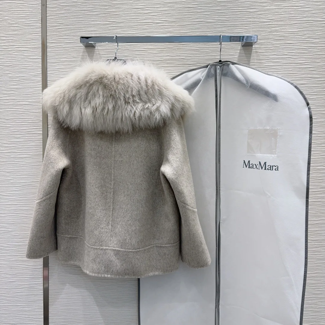 Women's Coats MAX MARA 18456278