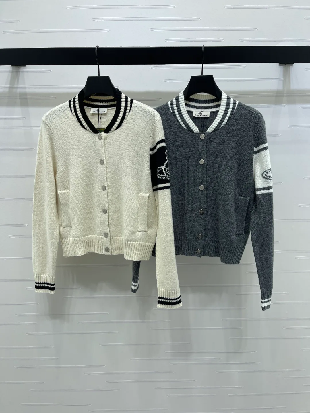Women's Jumpers And Sweaters VIVIENNE WESTWOOD 17058985