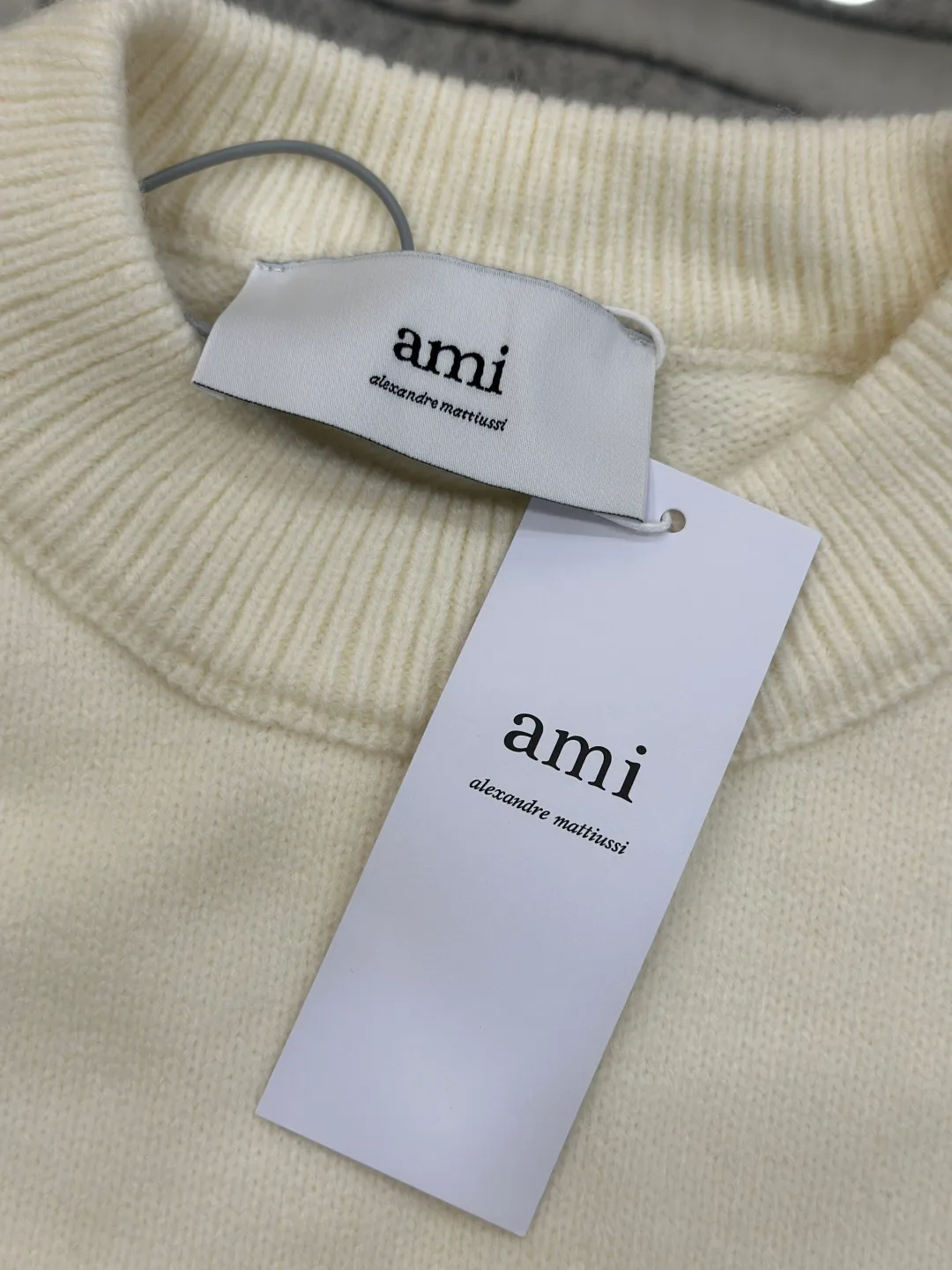 Men's Jumpers And Sweaters AMI PARIS 17802542