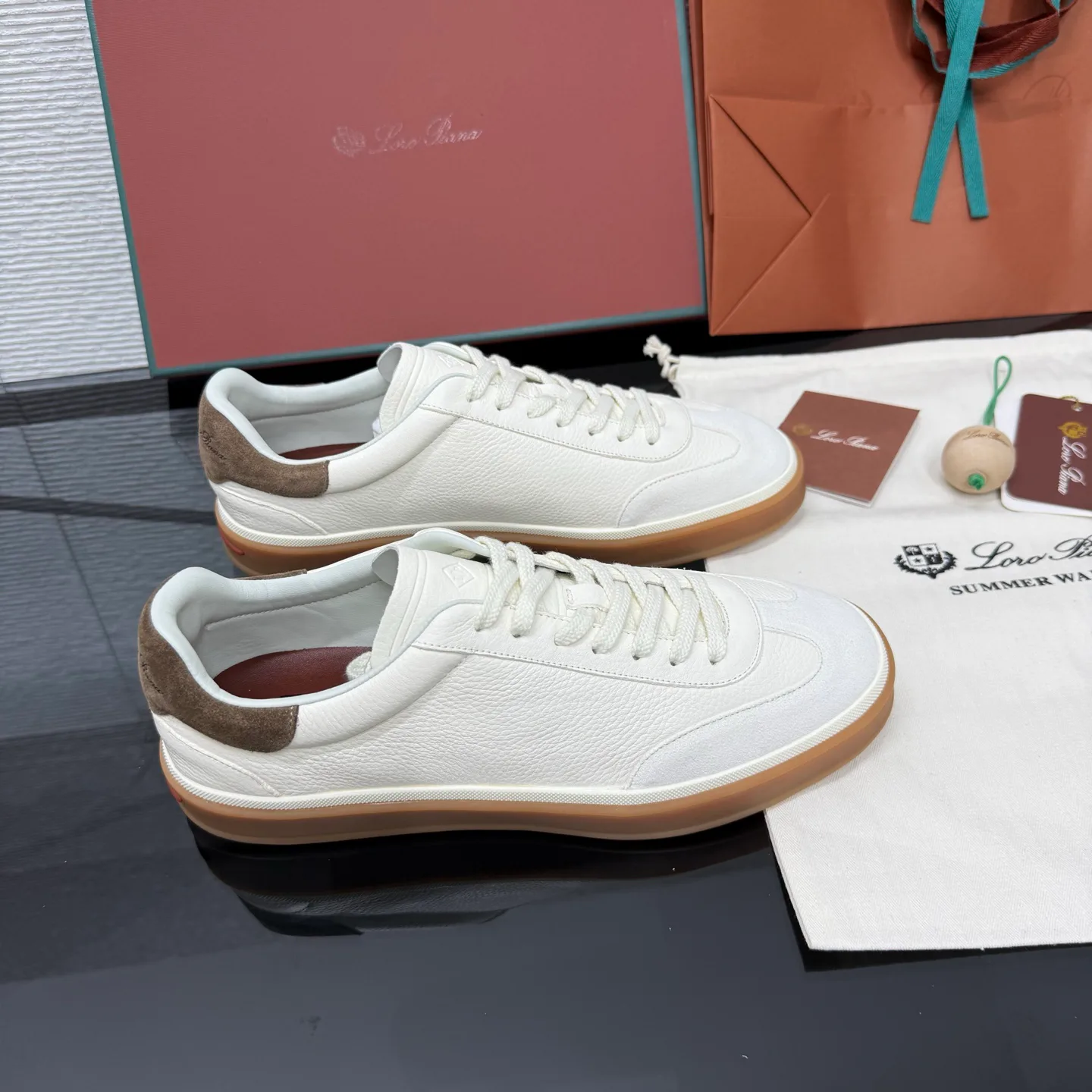 Women's Sneakers LORO PIANA 17955582