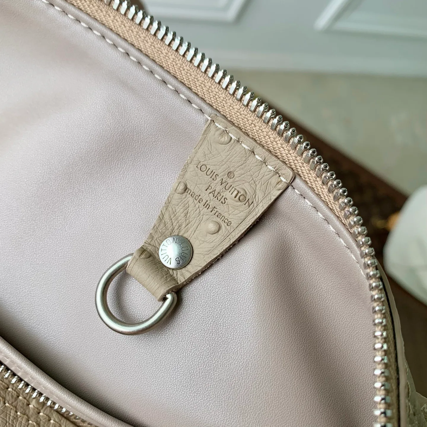 Women's Classic Handbags LOUIS VUITTON 18147441