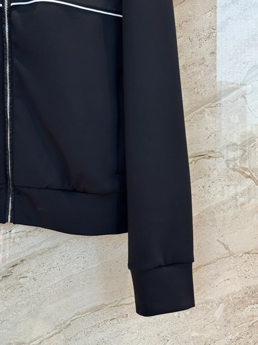 Women's Jackets And Down Jackets PRADA 18120153