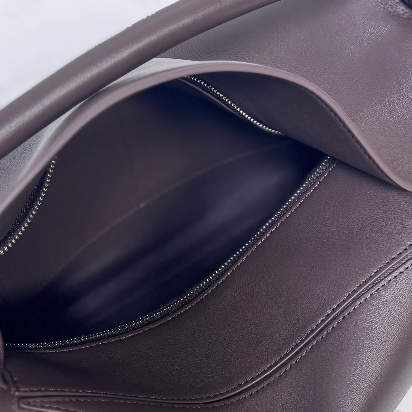 Women's Classic Handbags LOEWE 18030351