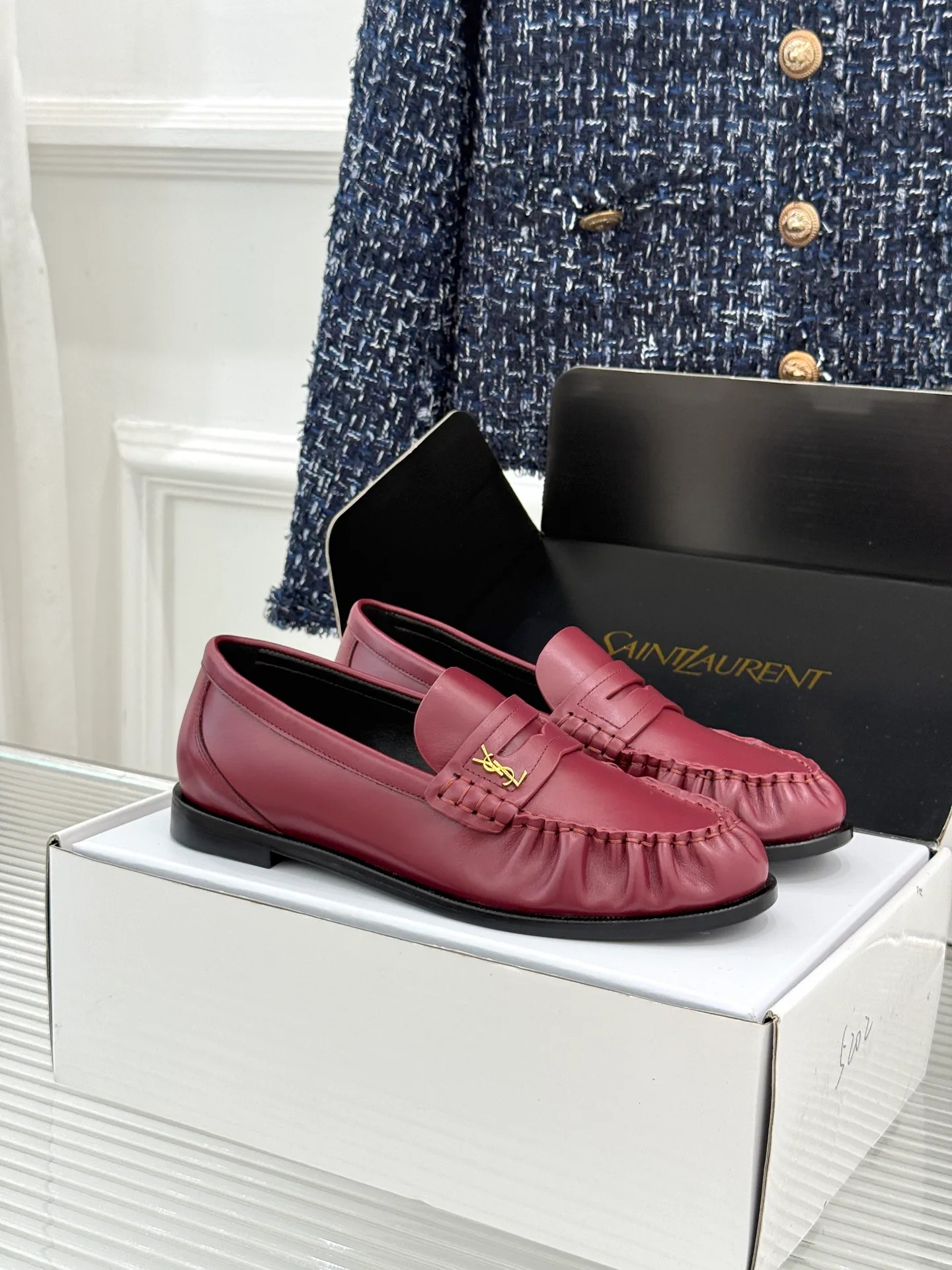 Women's Loafers And Moccasins SAINT LAURENT 17514977