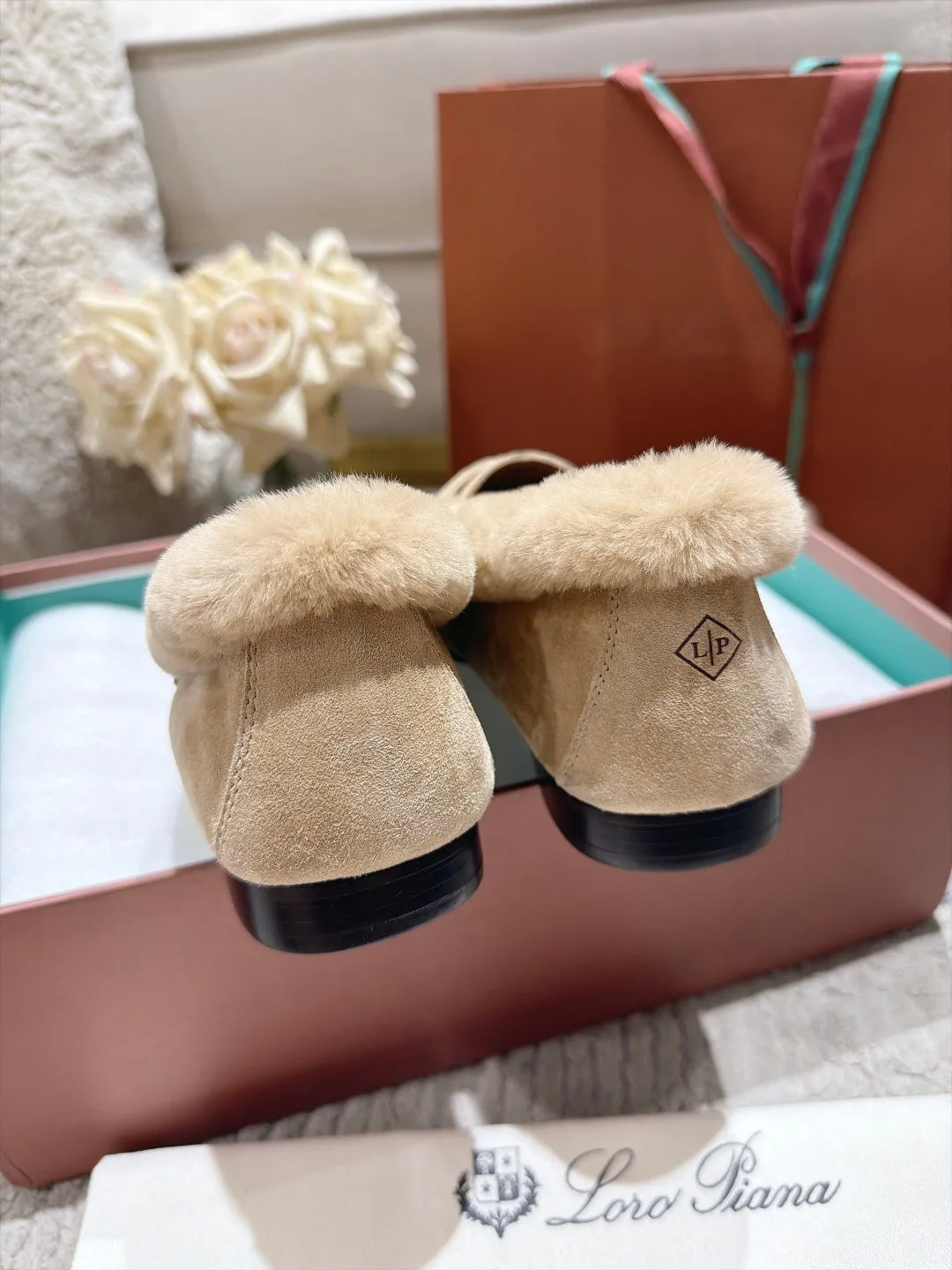 Women's Loafers And Moccasins LORO PIANA 18324654